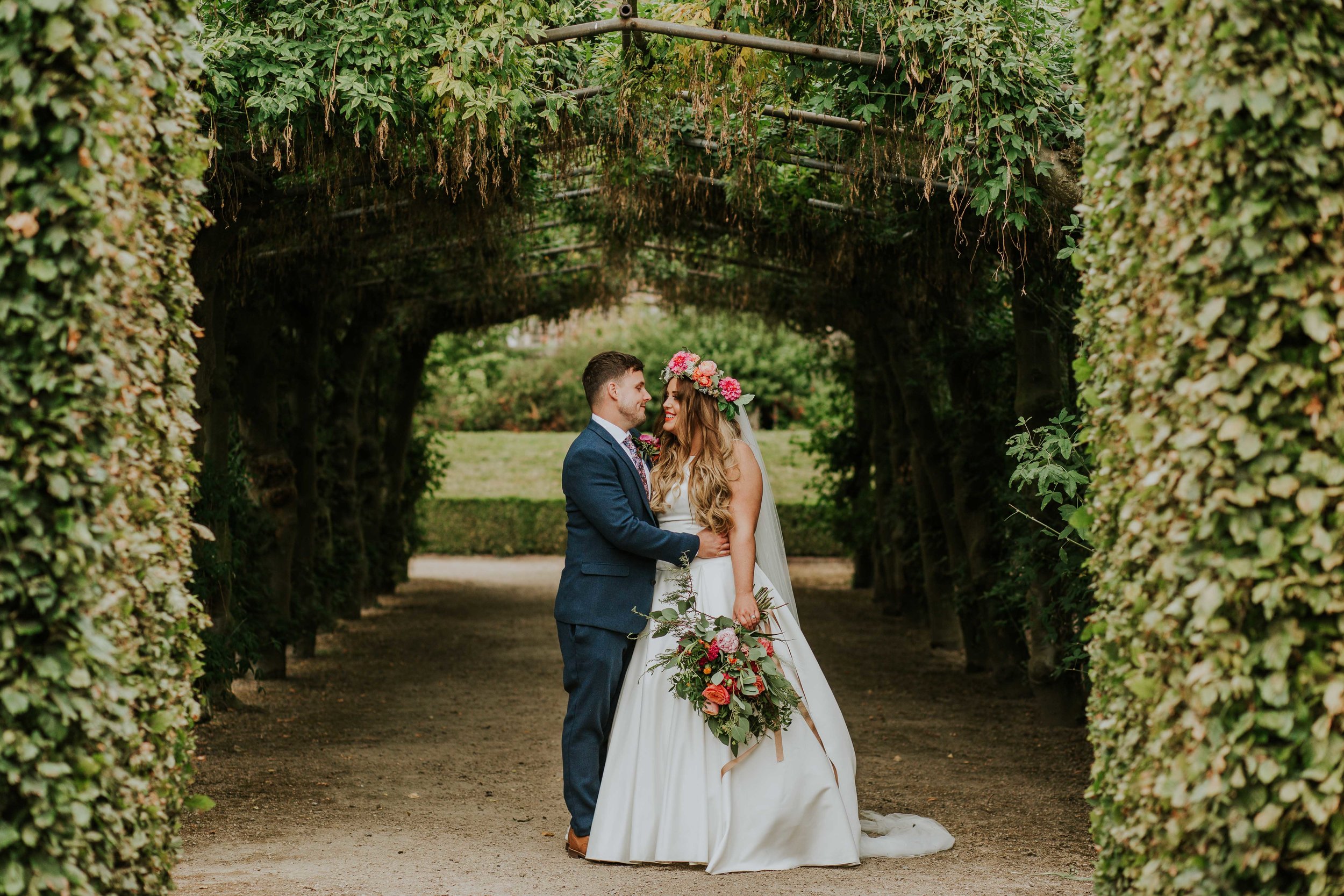 wedding photographs at Temple Newsam in Leeds