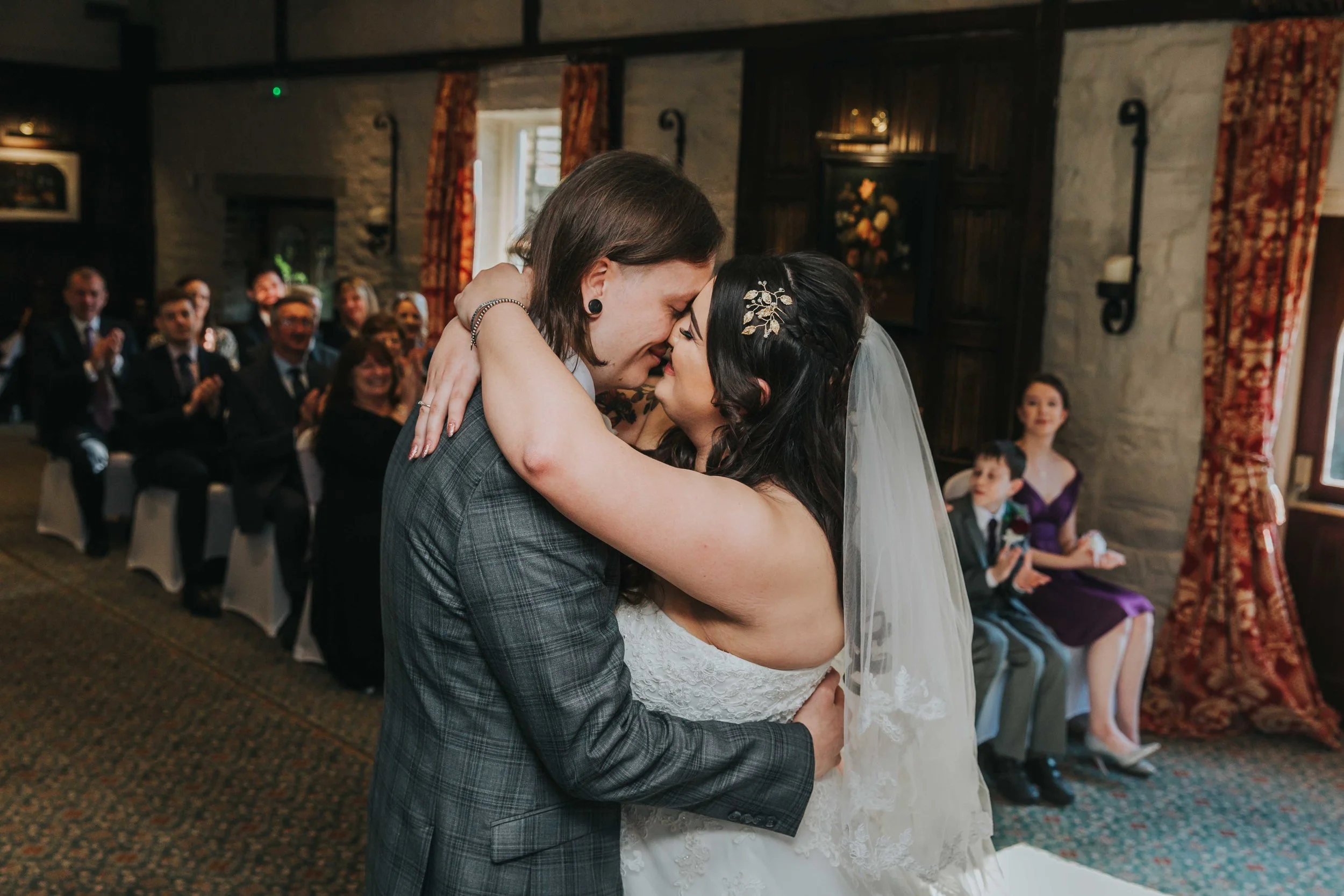 Holdsworth House Halifax Wedding (10).jpg