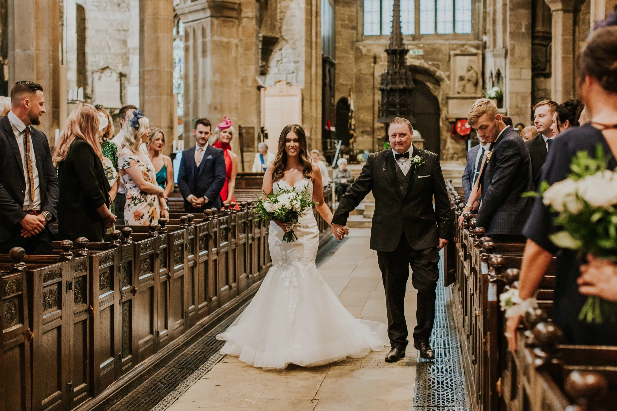 The Fleece Countryside Inn Wedding-Maddie Farris Photography