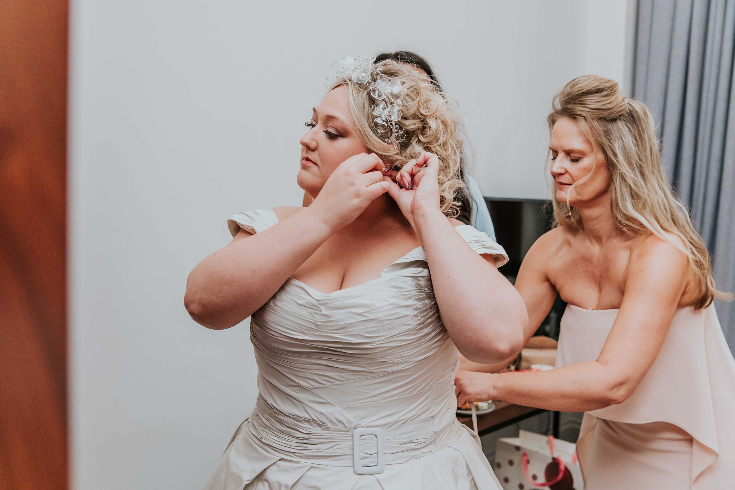 KIMPTON CLOCKTOWER WEDDING (10).jpg