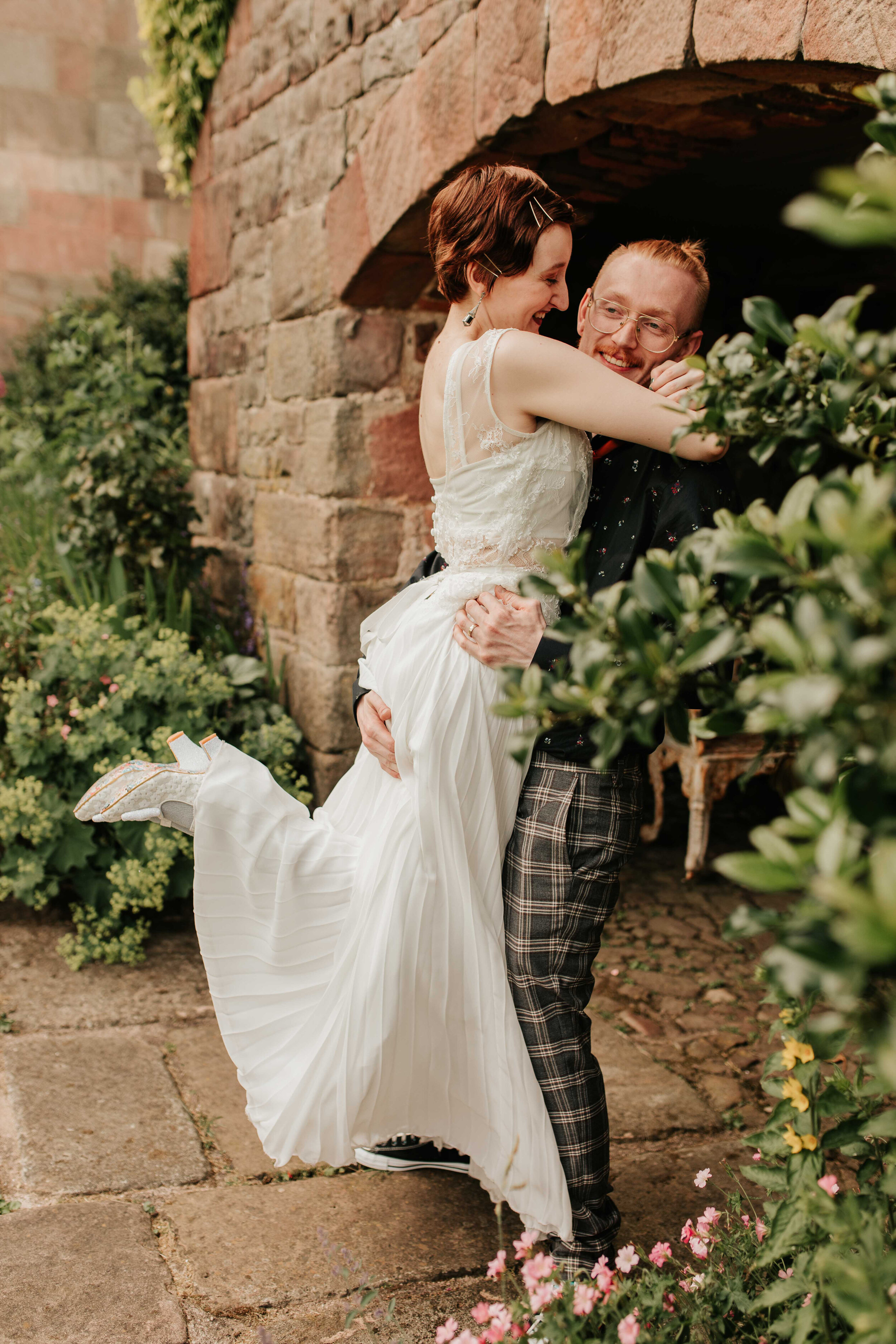 THE ASHES BARN WEDDING (28).jpg