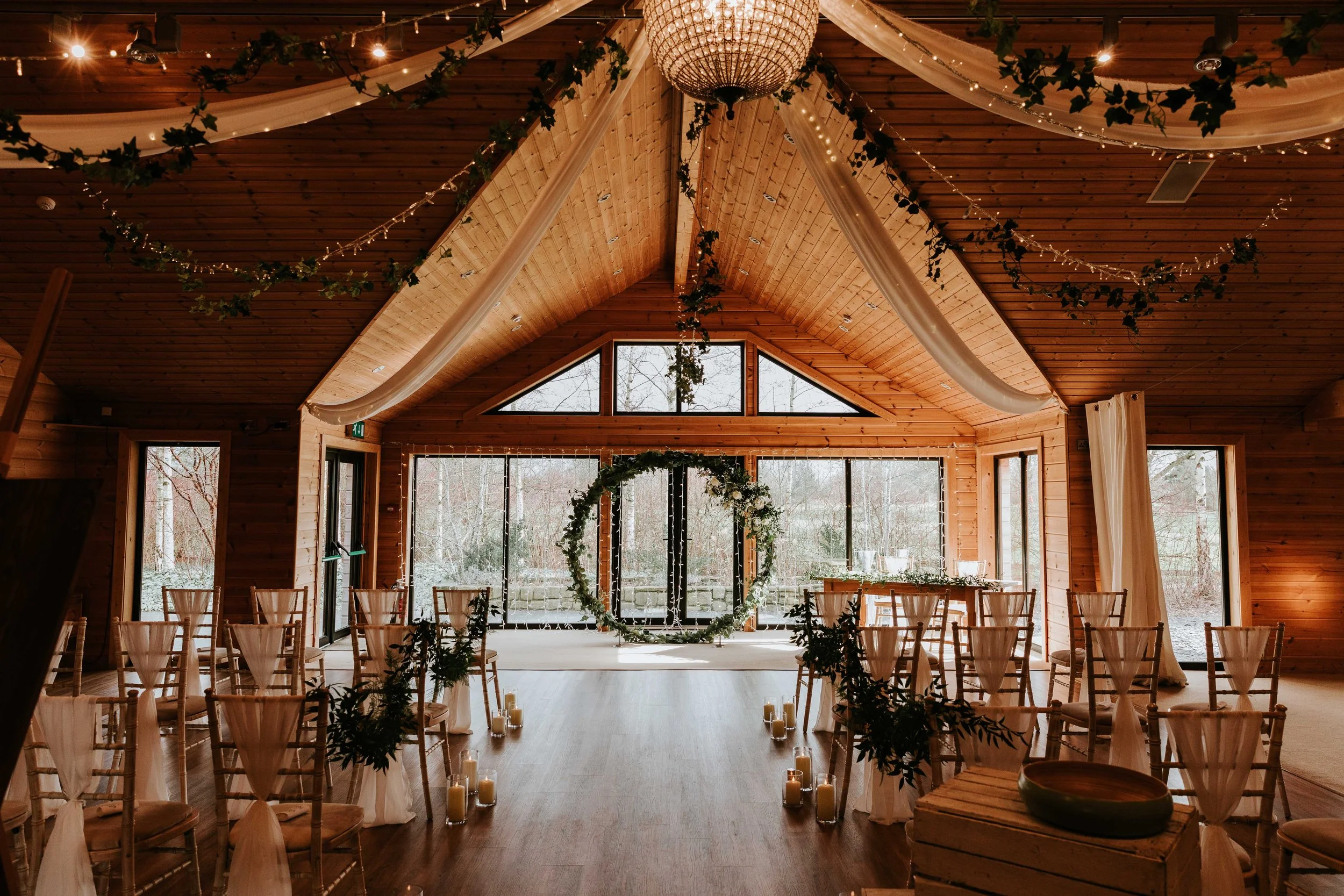 STYAL LODGE WINTER WEDDING  (10).JPG