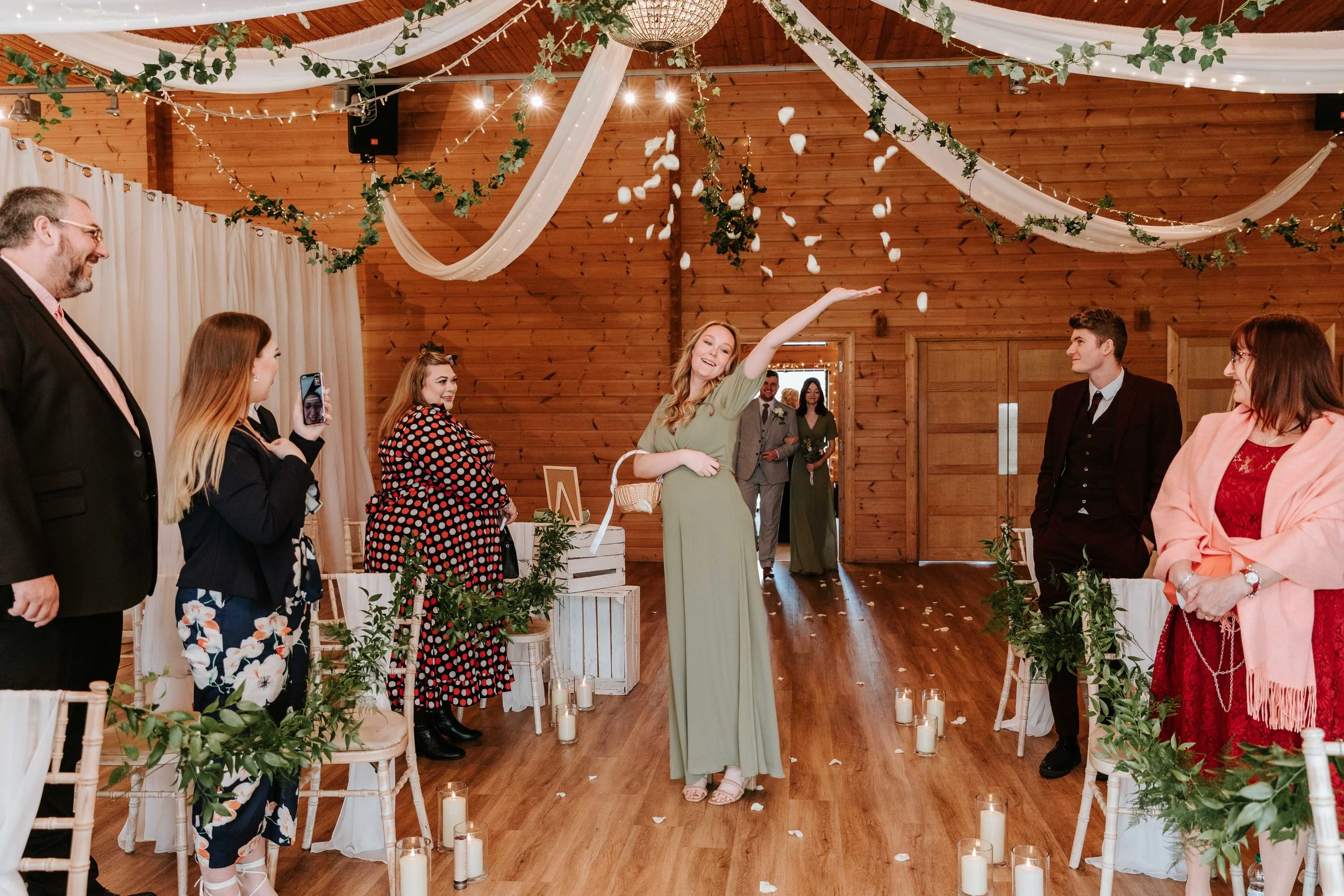 STYAL LODGE WINTER WEDDING  (36).JPG