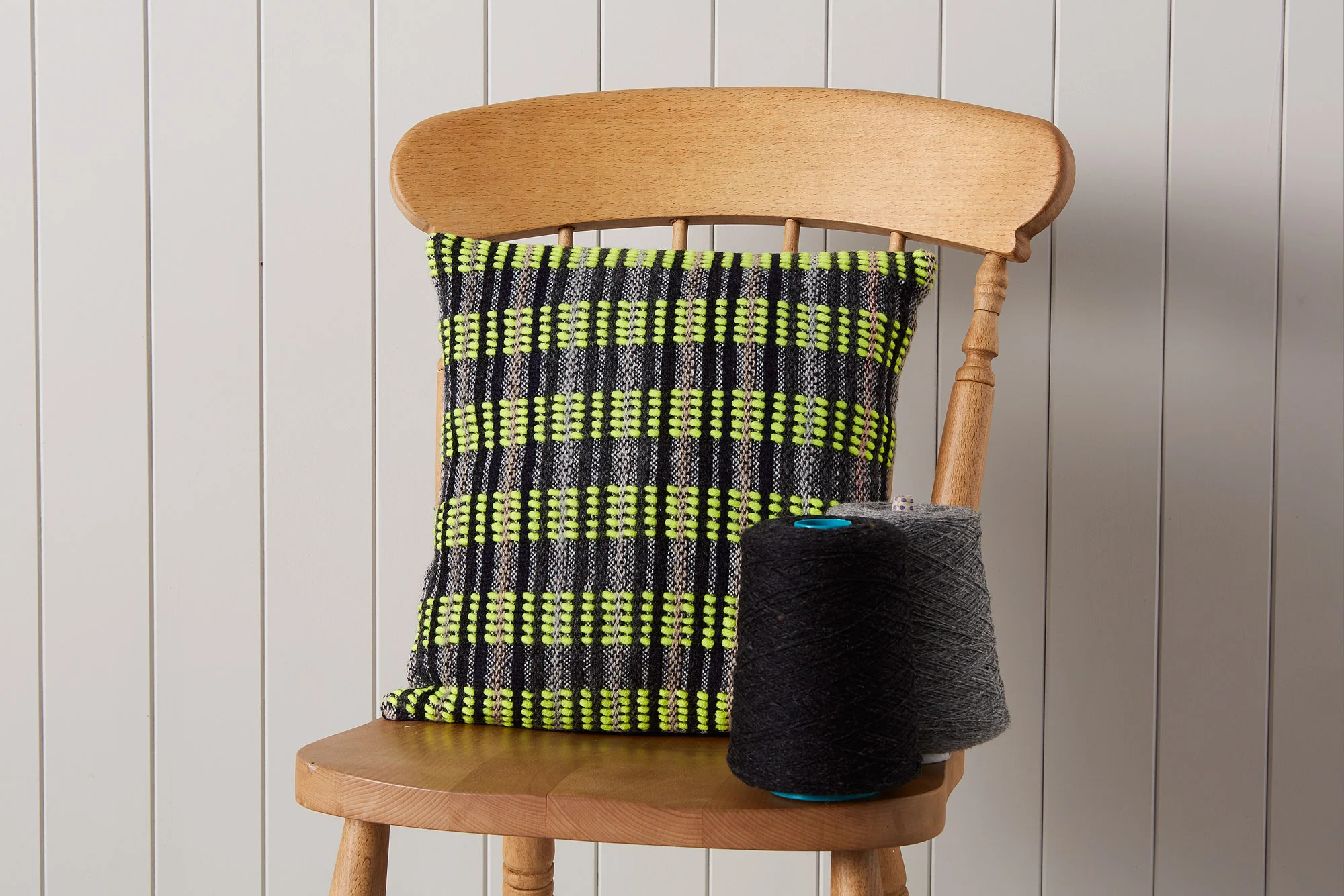 ByCecil_Handwoven_Shetland_Wool_Glastonbury_Square_Cushion_CC-27.jpg