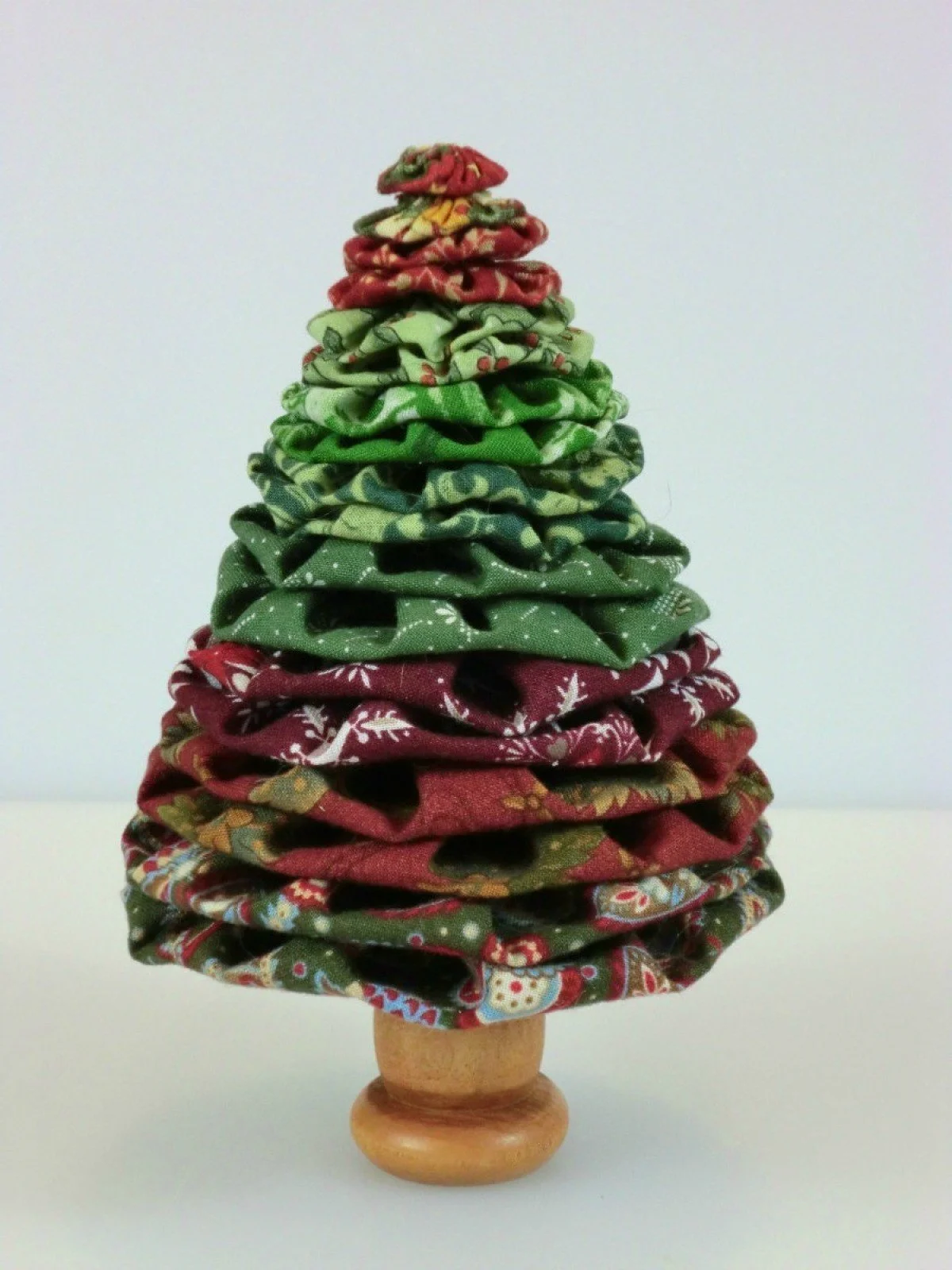 Yo-Yo Christmas Tree
