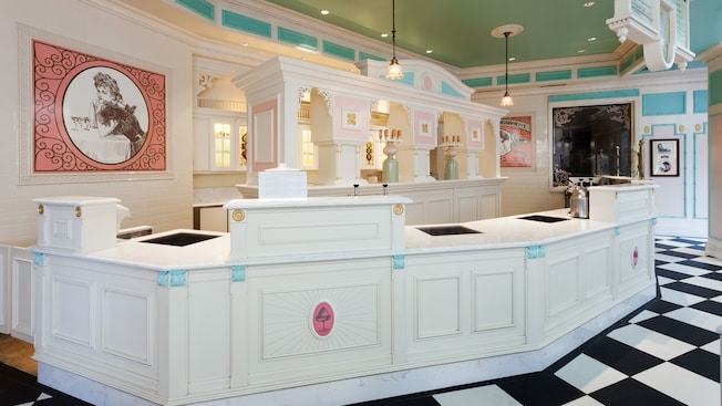 Plaza Ice Cream Parlor | Magic Kingdom Park