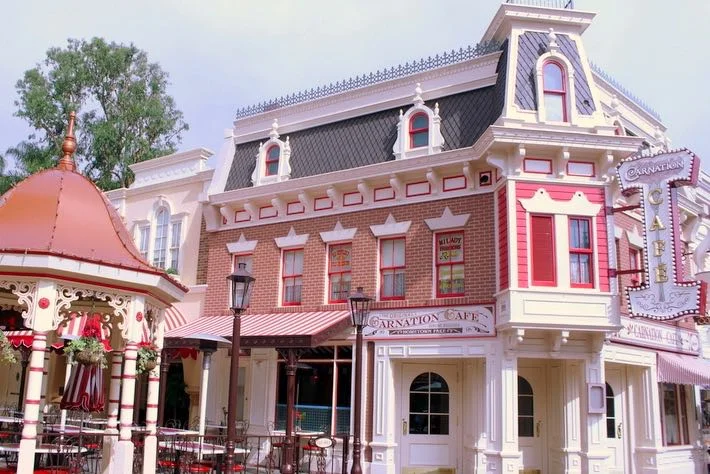 CARNATION CAFE | DISNEYLAND® PARK