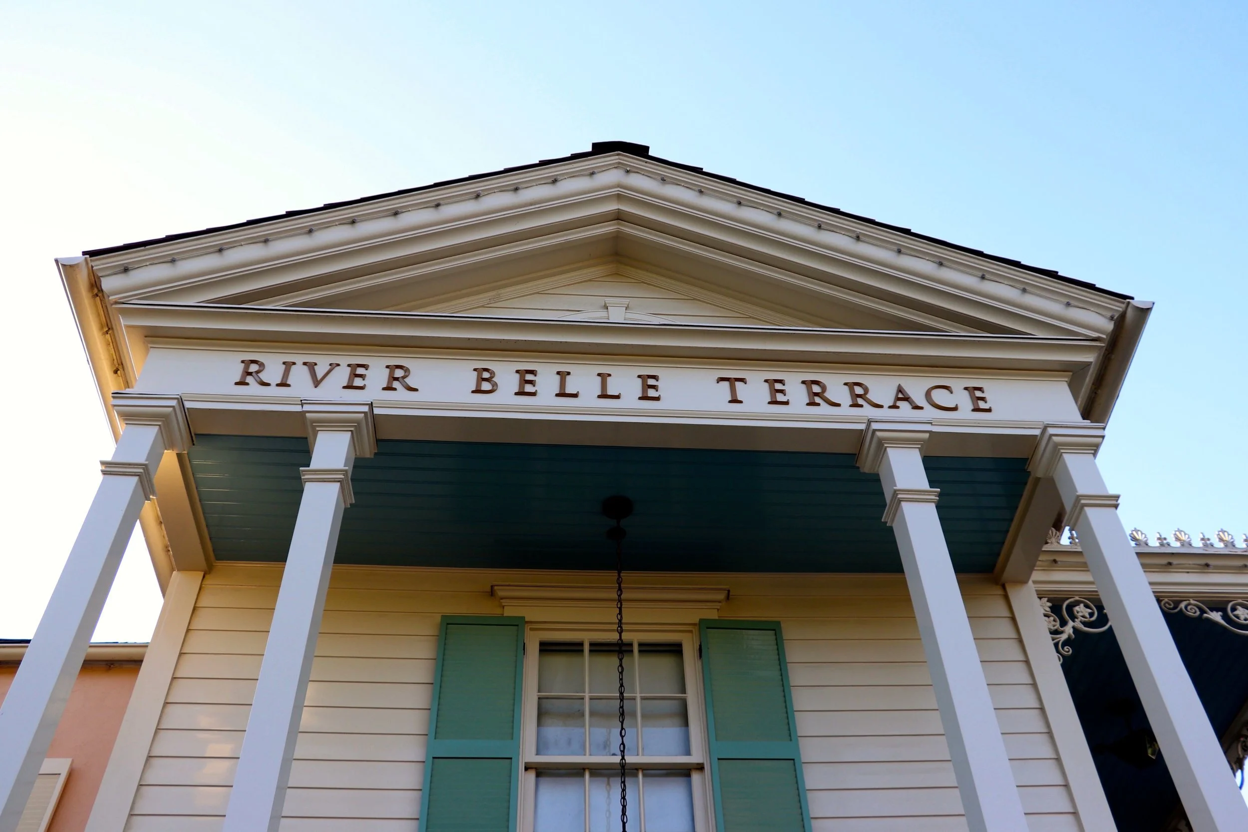 RIVER BELLE TERRACE | DISNEYLAND® PARK