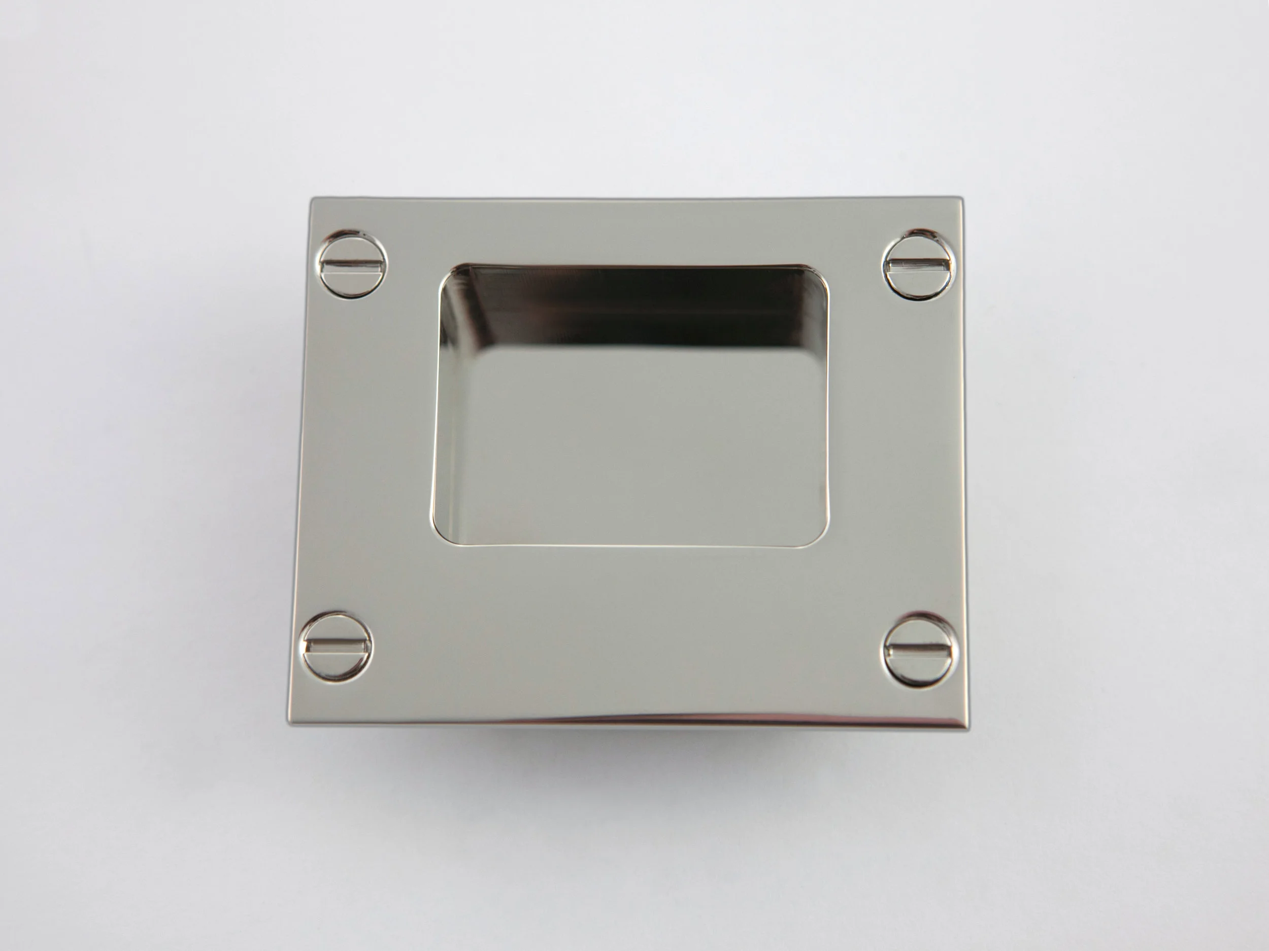 custom-moderne-flush-pull-wilmette-hardware