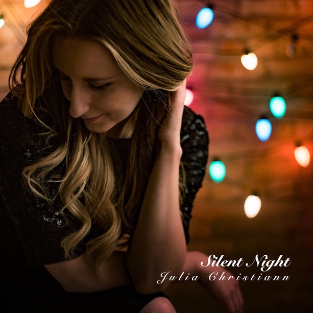 Julia Christiann :: Silent Night (Single) (2017)