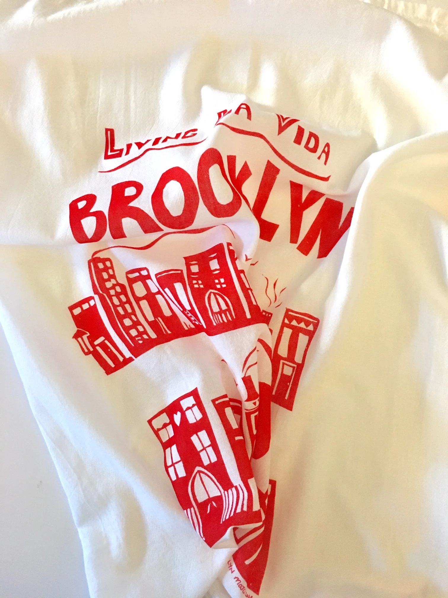 Brooklyn_Mojo_Living_La_Vida_Brownstones_Red.jpg