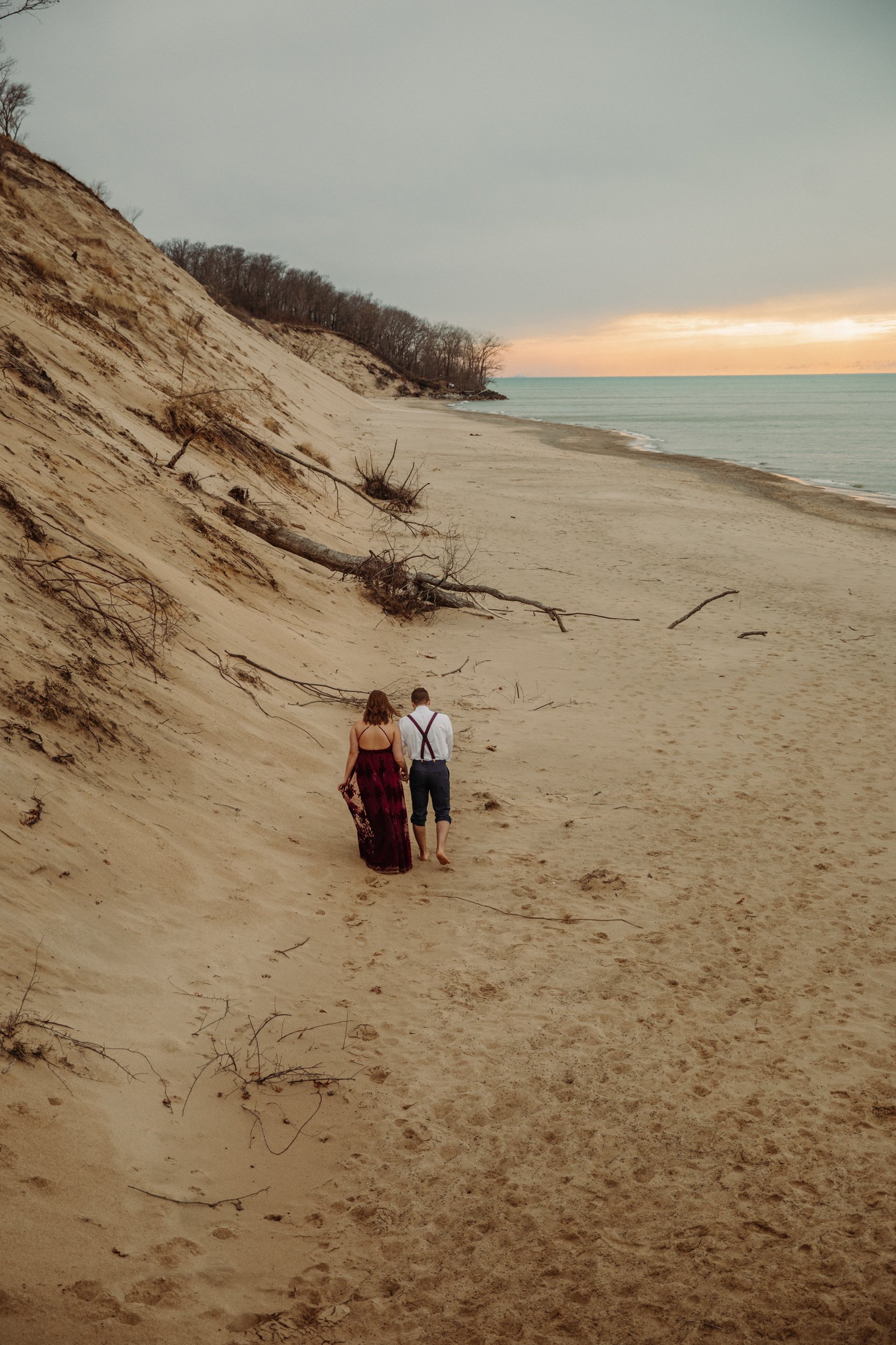 beach engagement session nwi indiana photographer photography moody rainy lifestyle central beach michigan city.jpg