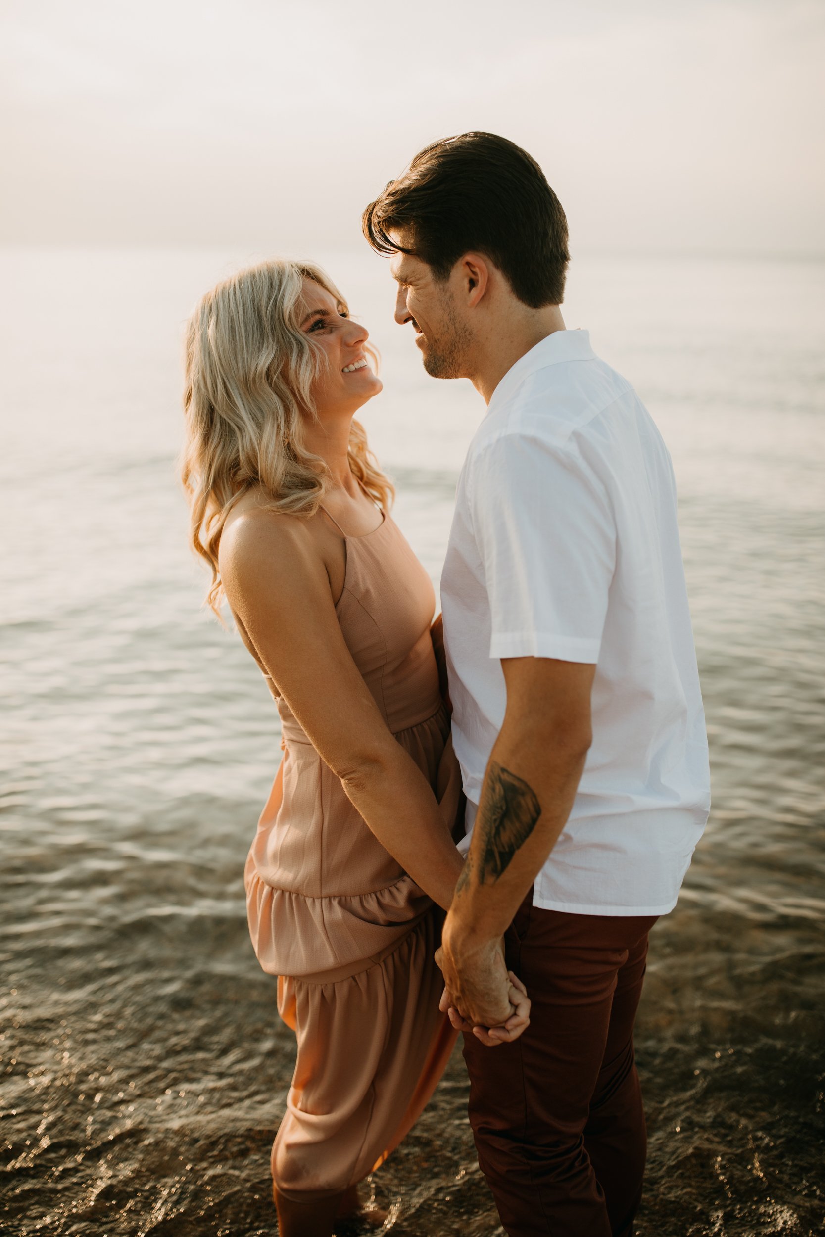 engagement-session-indiana-dunes-beach-northwest-michigan-city-carefree-lifestyle-fun-field-in-water-lake-12.jpg