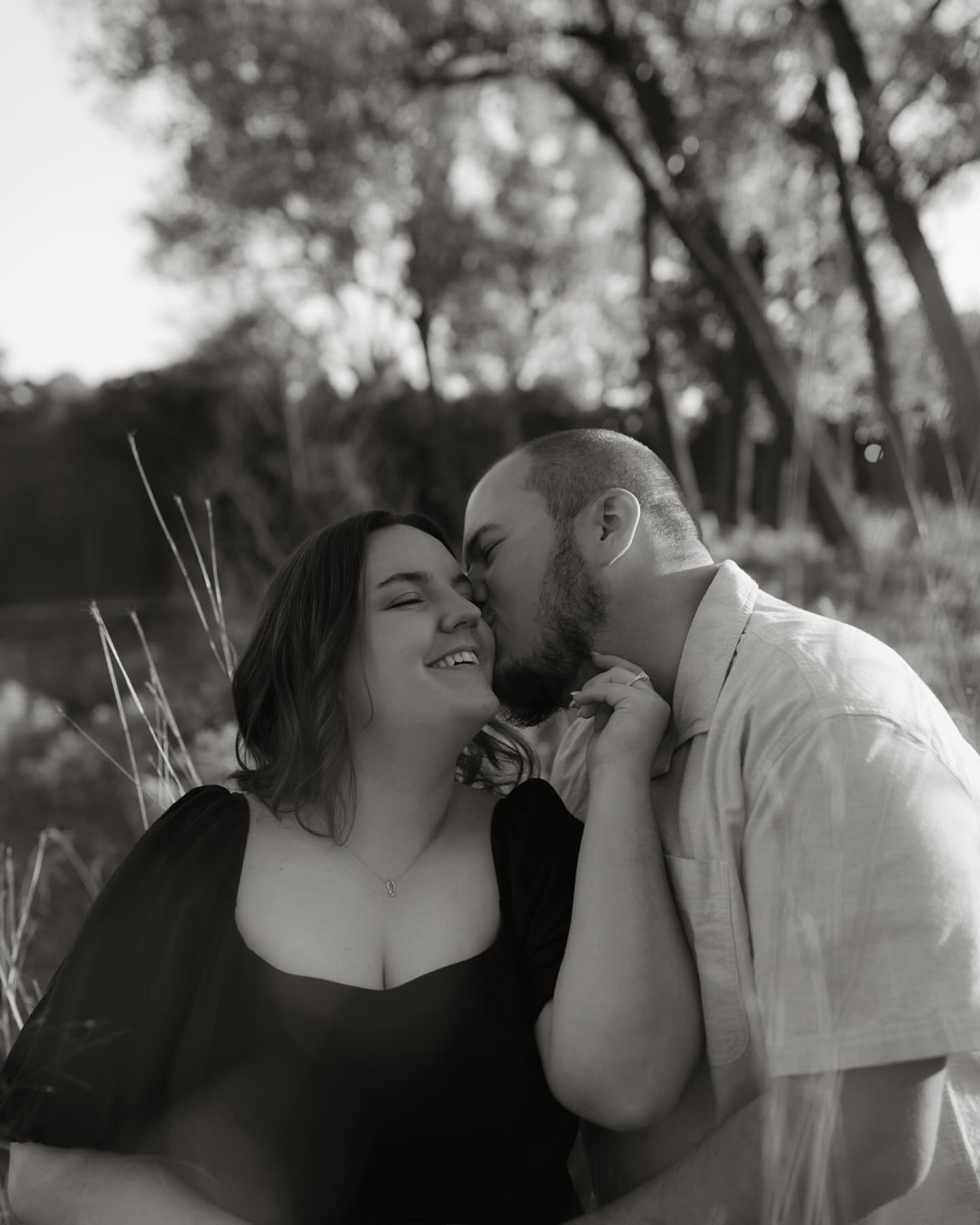 Gone fishing! 🎣 Hazel + Jacob are eloping in Scotland (um, hello, put me in your suitcase 🤭) so they thought it would be fun to do a &ldquo;gone fishing&rdquo; theme since they also love to fish together. 🤗 I&rsquo;ve managed to travel to the Scot