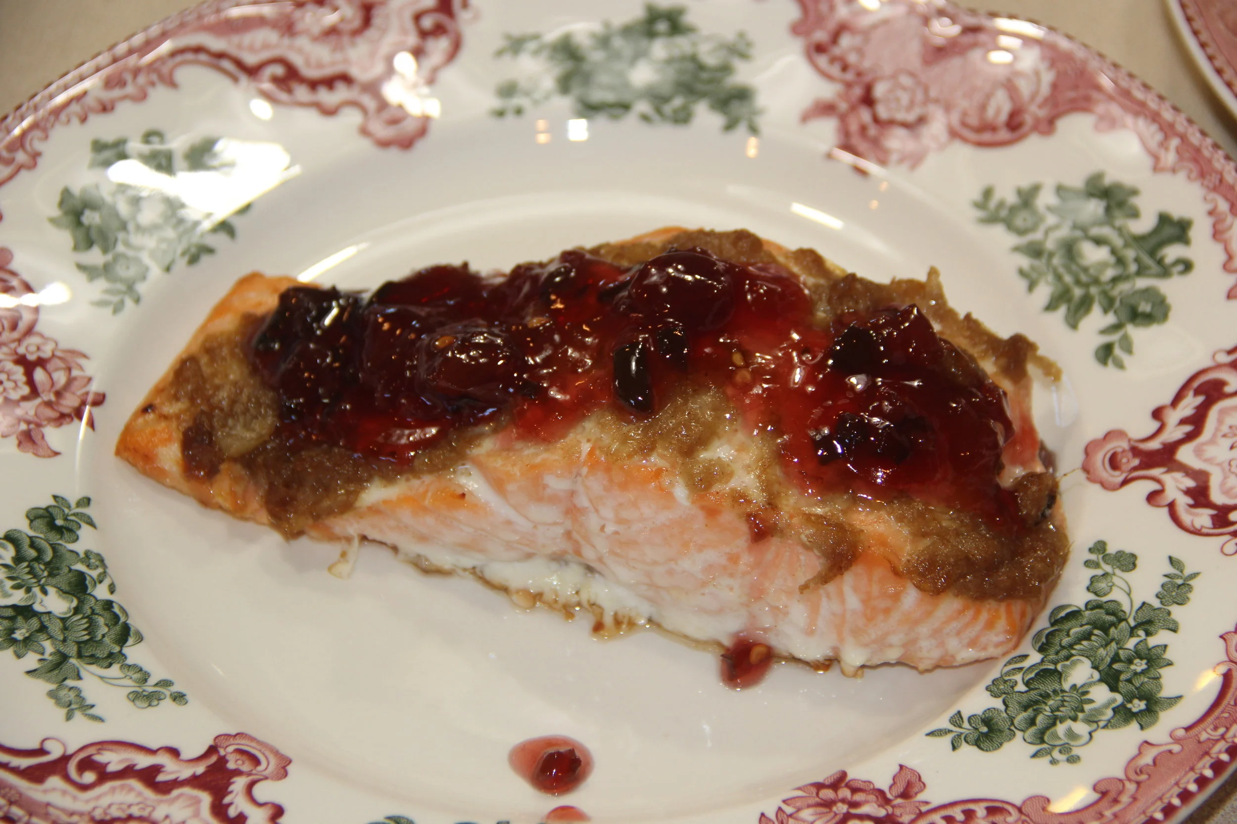 Baked Salmon Fillets with Cherry Jalapeño Jam