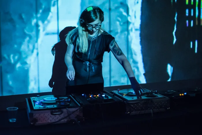 DJ Troller.jpg