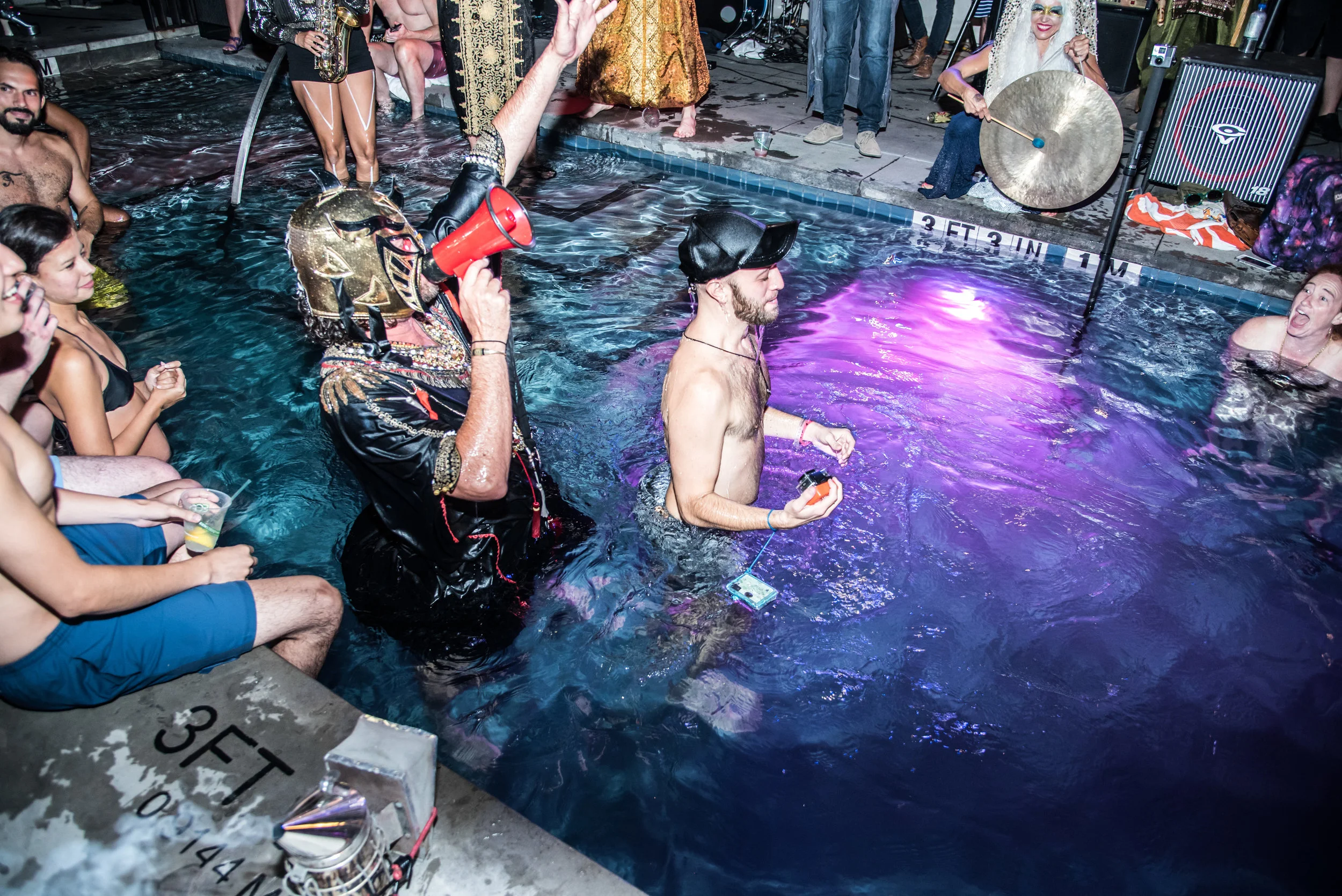 W Pool Topax red mega jeremy.jpg