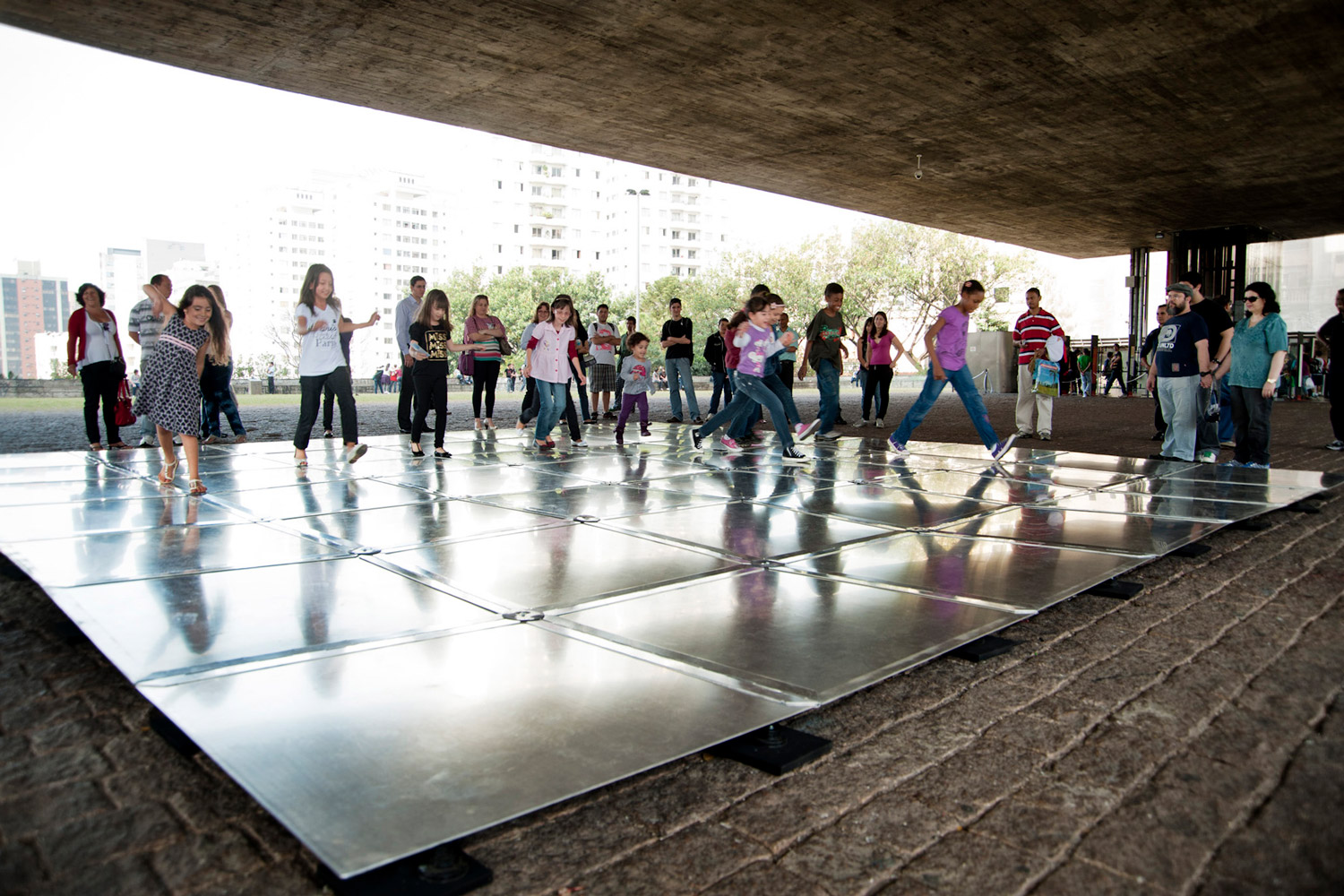    soil | solo    @ masp 2011   + expo  