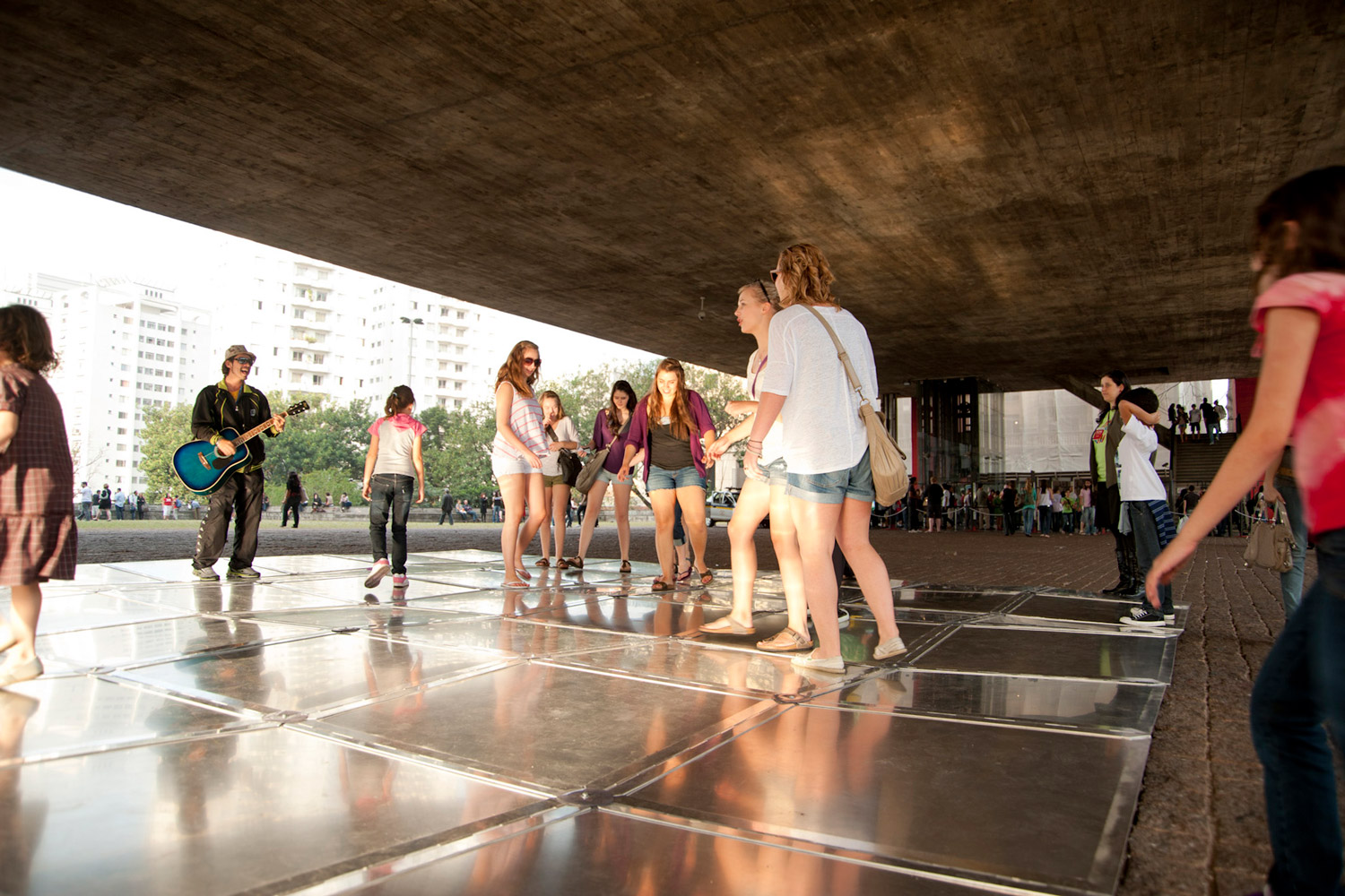    soil | solo    @ masp 2011   + expo  