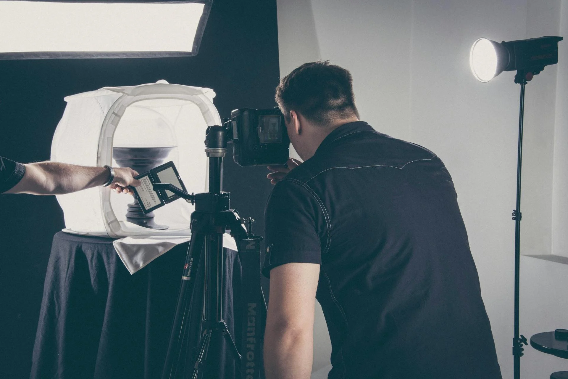 The Exact Steps to Book a Product Photographer in Los Angeles
