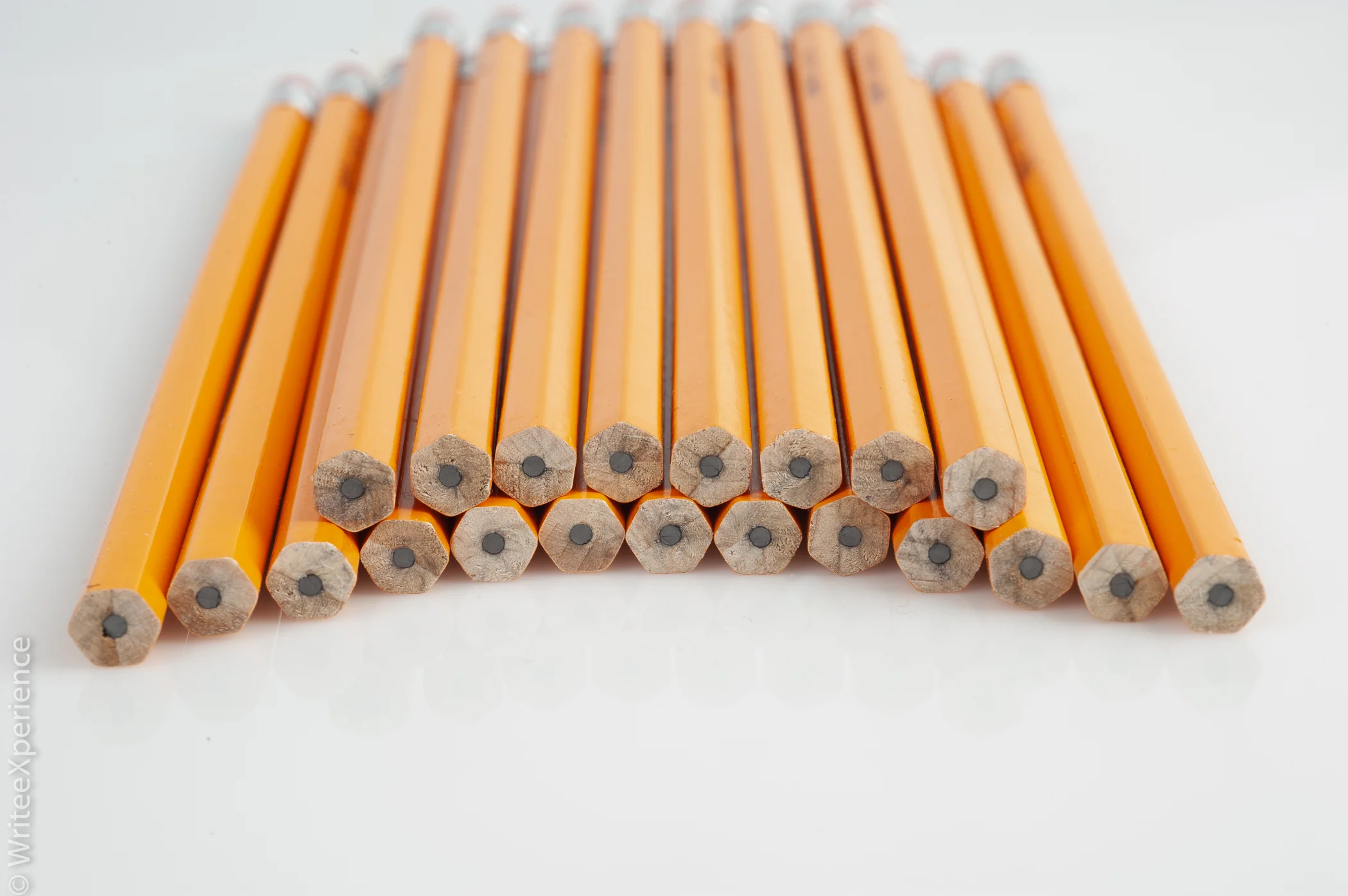 WriteeXperience-Amazon_Basic_Pencil-5.jpg