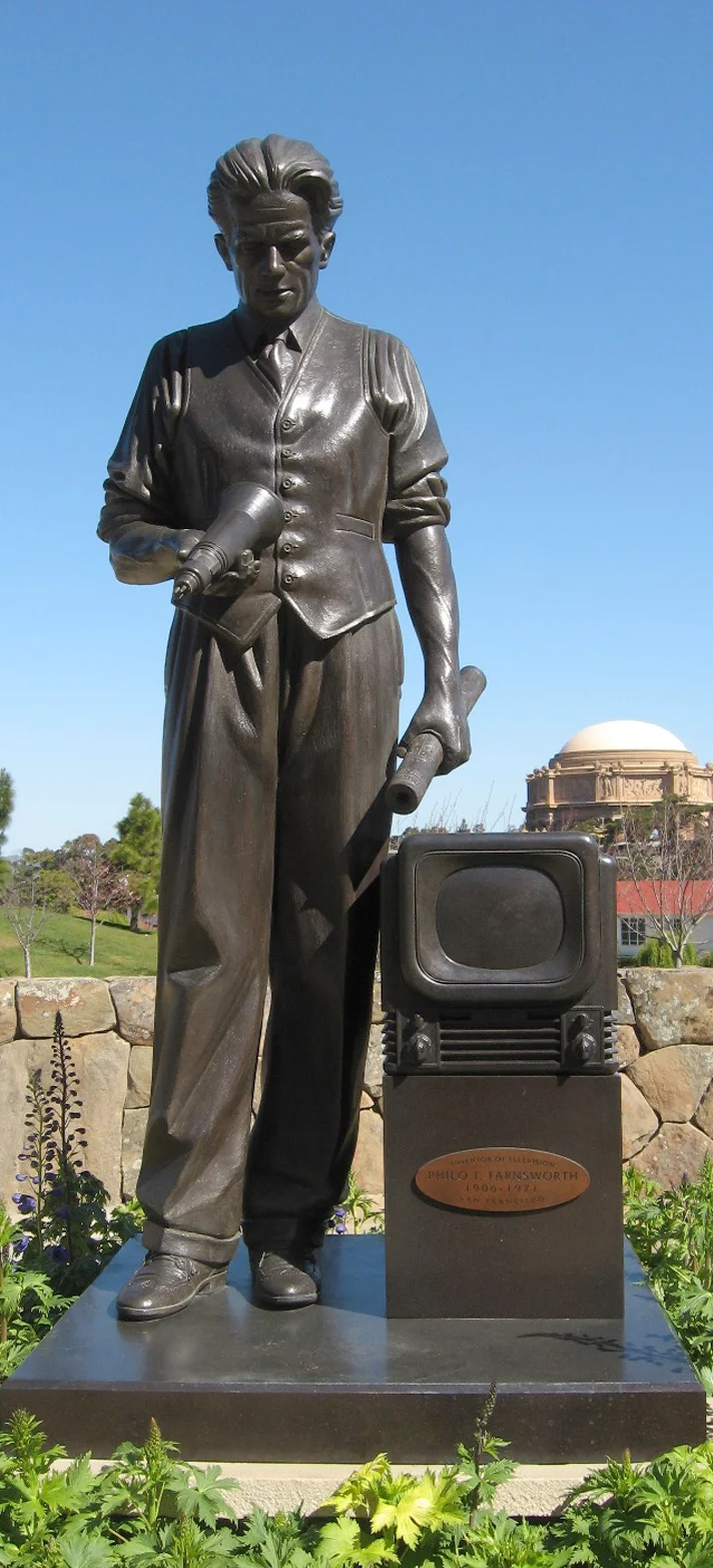 In March 2008, George Lucas had a statue of Farnsworth installed in front of the Letterman Digital Arts Center in San Francisco at the Presidio.