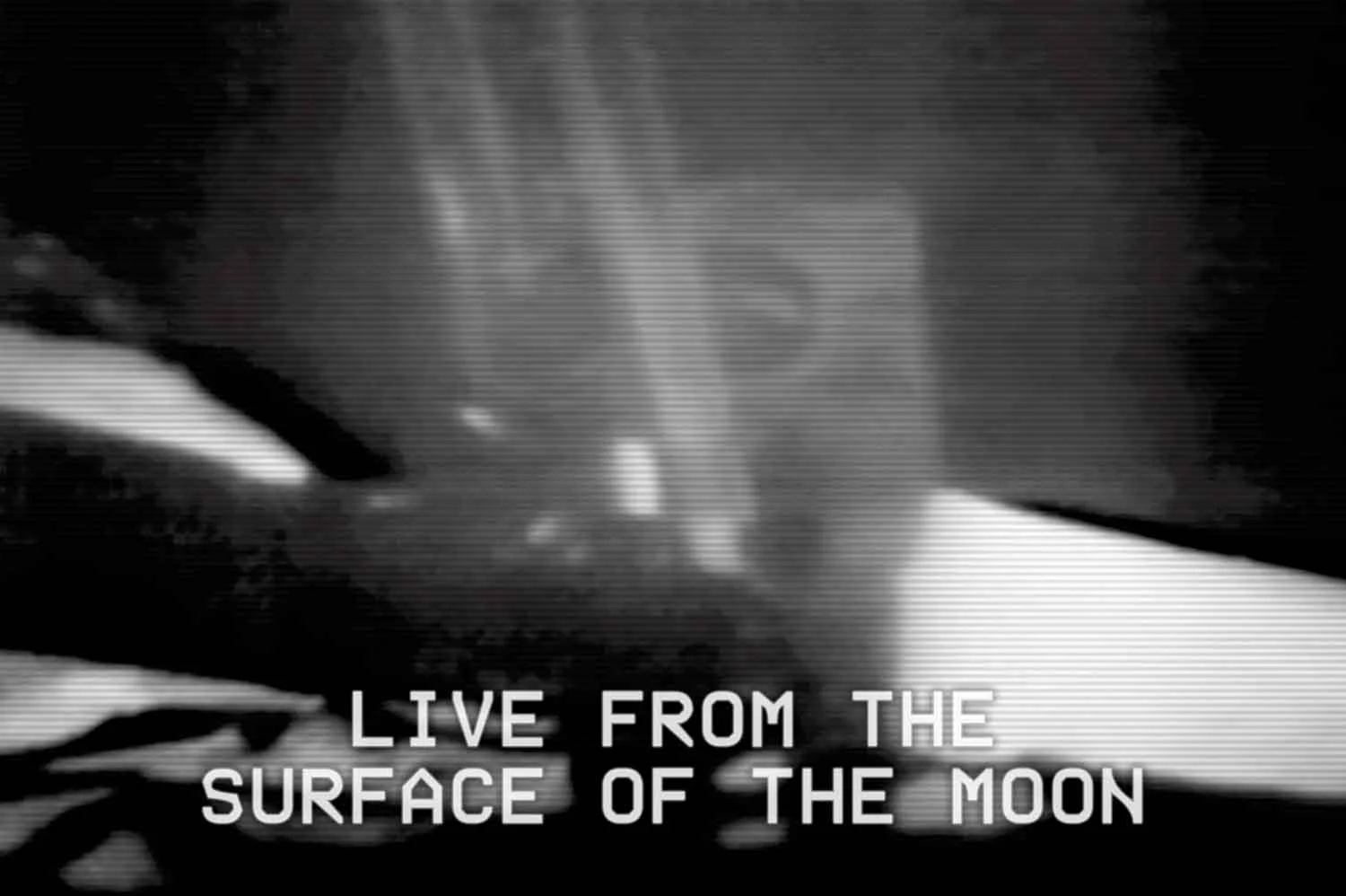 25_1B_Apollo-11-Armstrong-Moon-Walk_v2_NOTEAR_resize.jpg