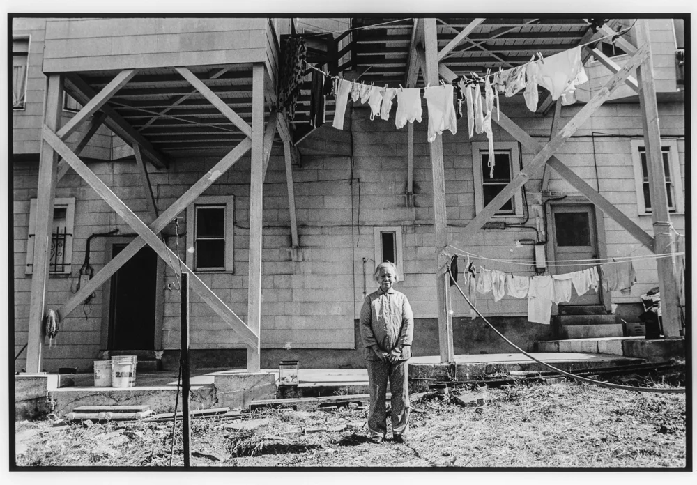 13_Lisa_McCord_Grandmother_Clothesline.jpg