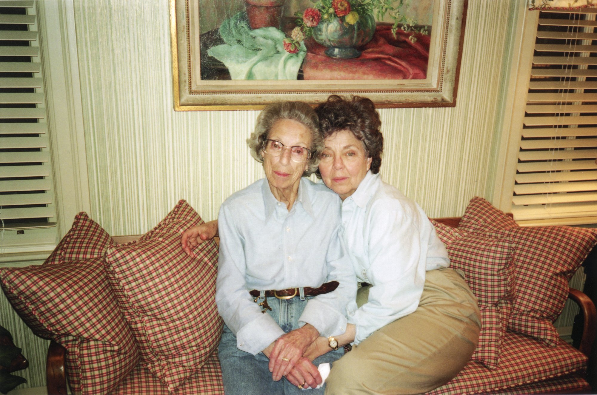 ©Lisa McCord, Sisters, Inez and Brucie, 1995.jpg