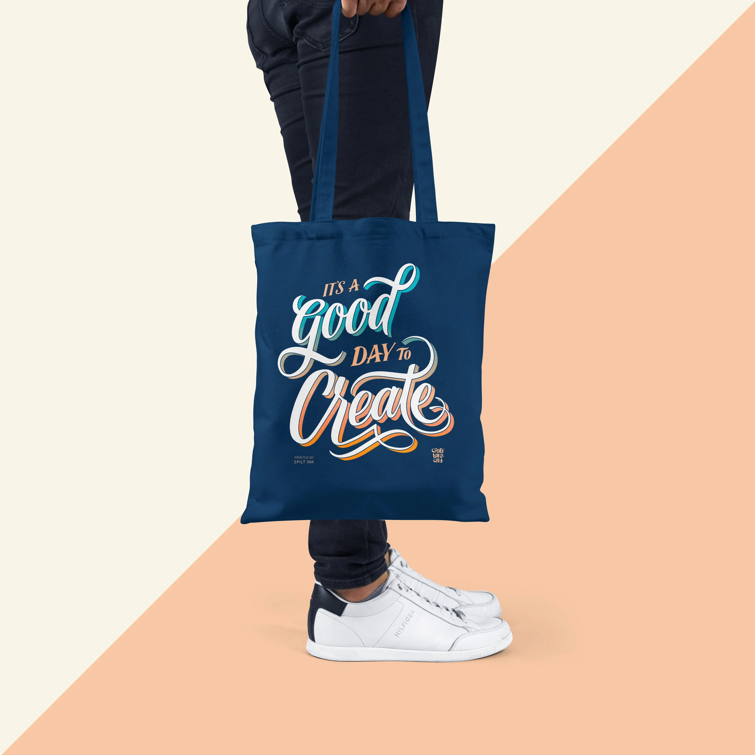 M_F_2018_NavyTote_Mock.jpg