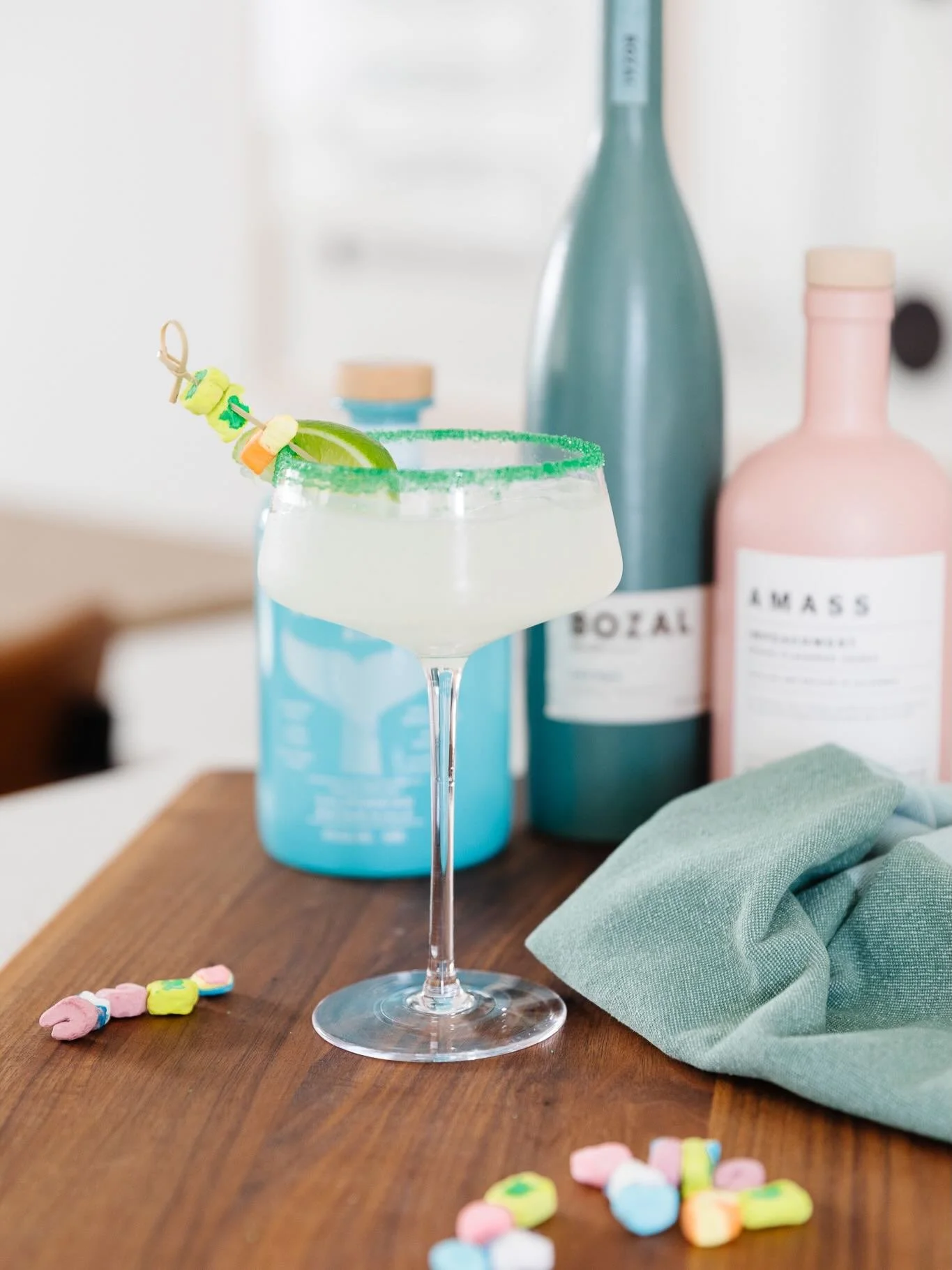 Feeling lucky today 🍀🌈
Lucky Charms cocktails and homemade cookies felt like the right way to celebrate.
Happy St. Patrick&rsquo;s Day ✨💚💛🇮🇪