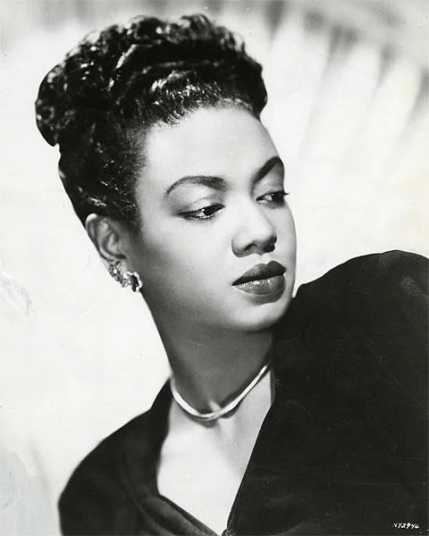 ONE OF MY ABSOLUTE FAVORITE BLACK WOMEN EVER!!!!!