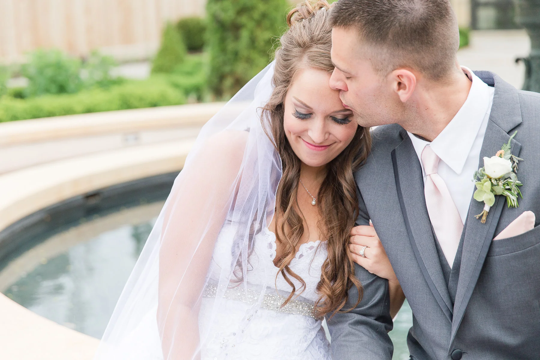 Appleton Wedding Photographer-39.jpg
