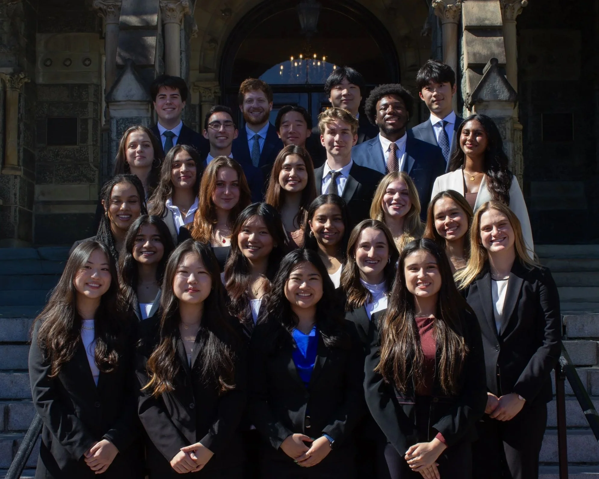 GUMTTeamPhoto2526.jpg