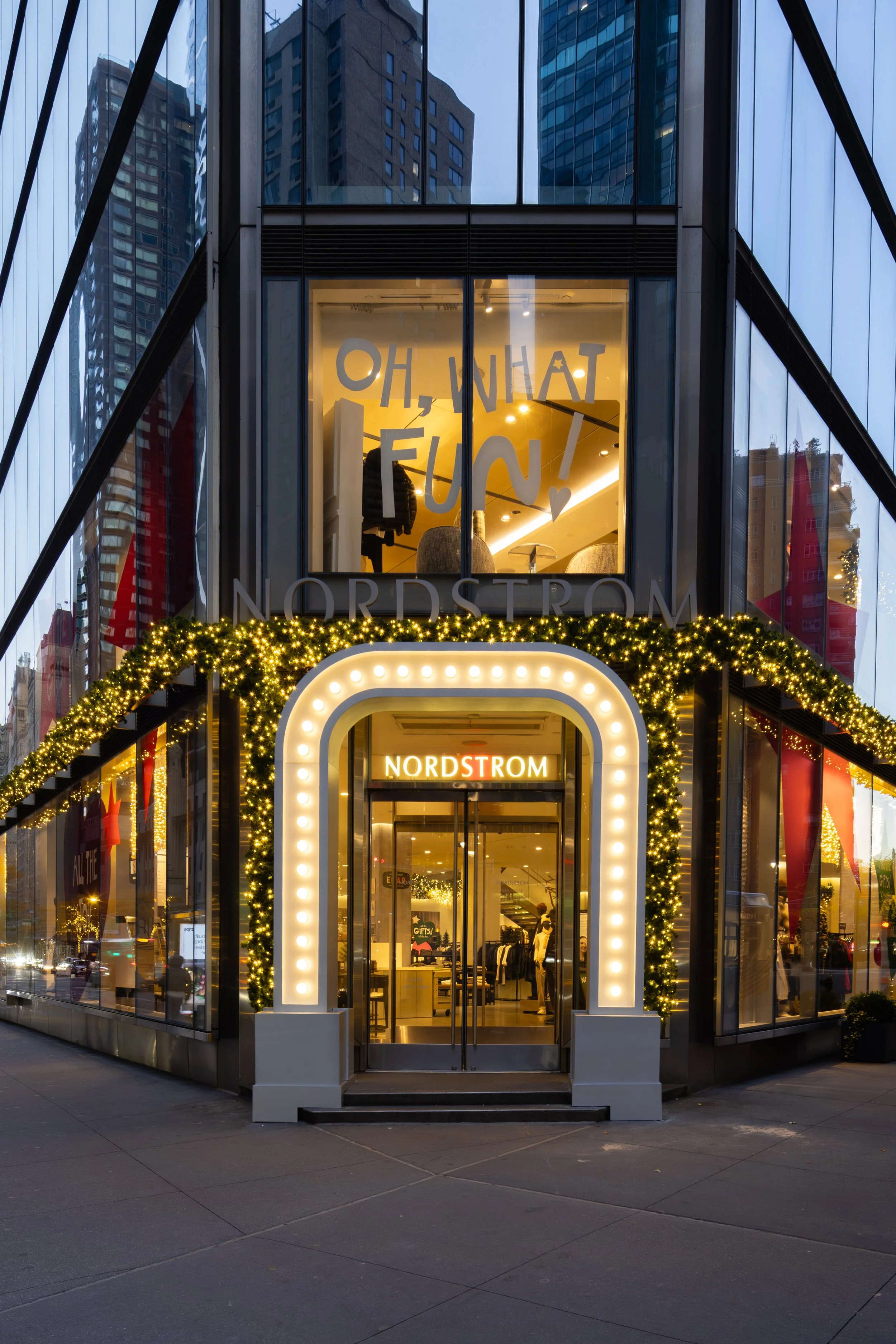 NordstromNYC_099_RRSB6161-2.jpeg