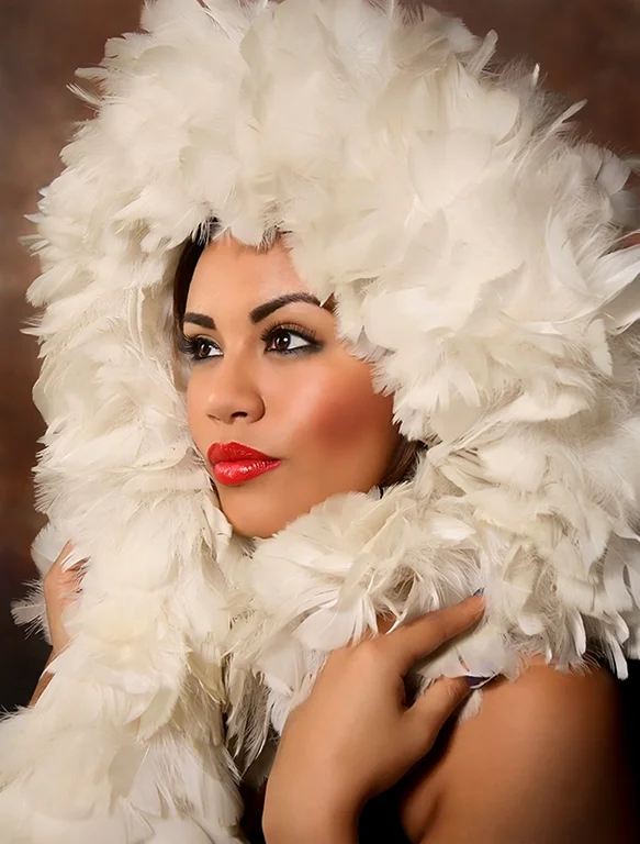Dreamy Feathered Stare.jpg