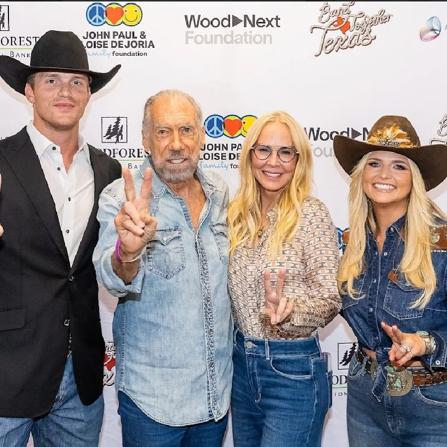 John Paul and Eloise were so proud to present the @bandtogethertexas event tonight together with so many amazing musicians &mdash; thank you @mirandalambert &amp; @parkermccollum for banding together for Texas!