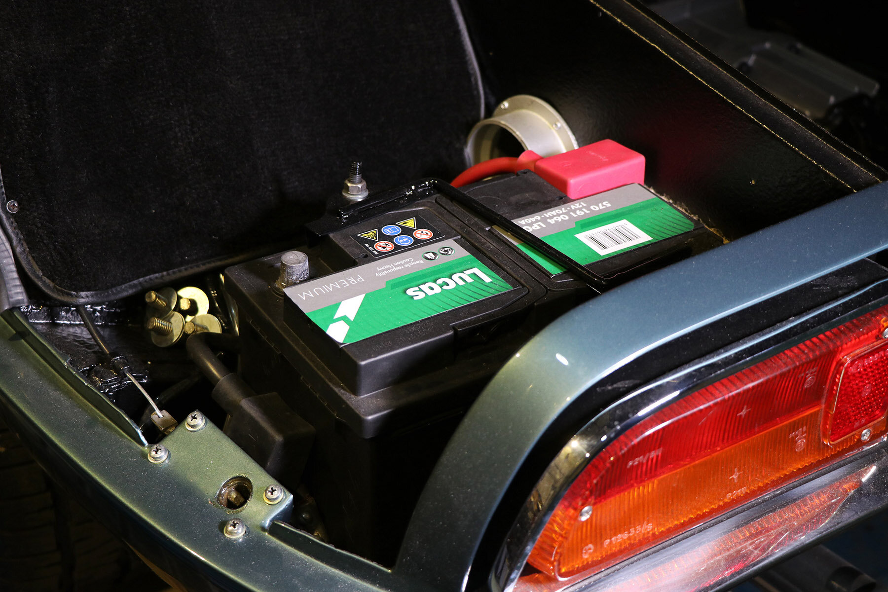 kill bill de tomaso mangusta three point four 3 web.jpg