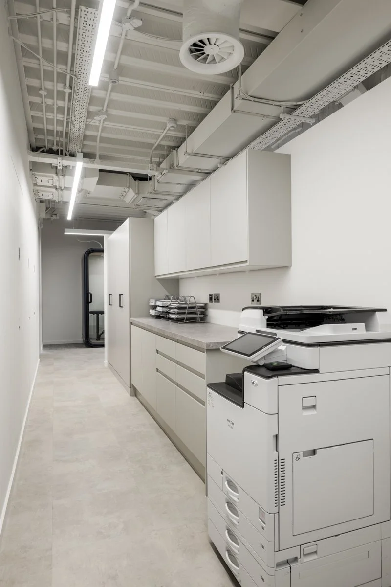 Cityspace - Weatherbys Bank  - Office Curator - SMALL-3.jpg