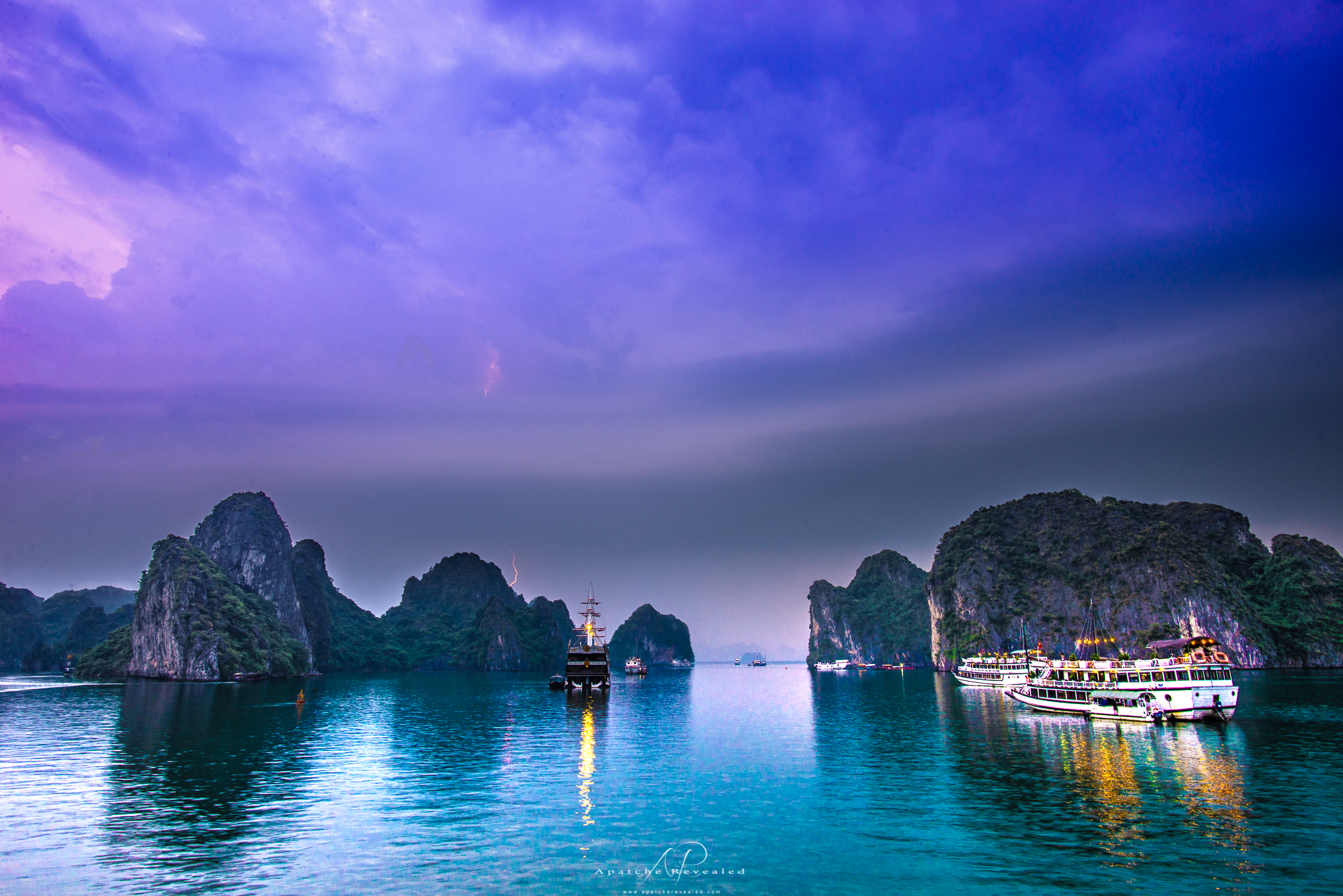 Ha Long Bay