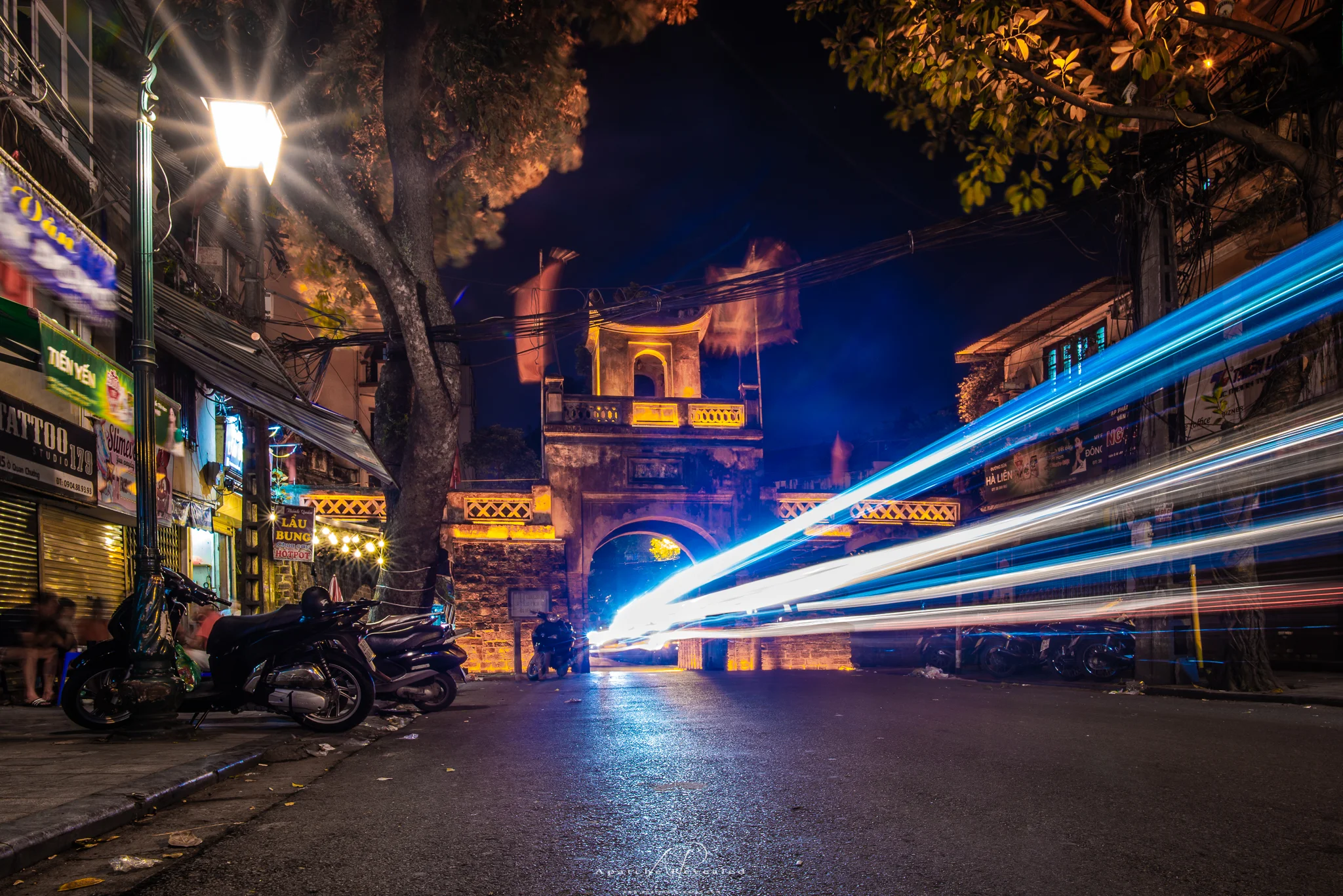 Ha Noi lights