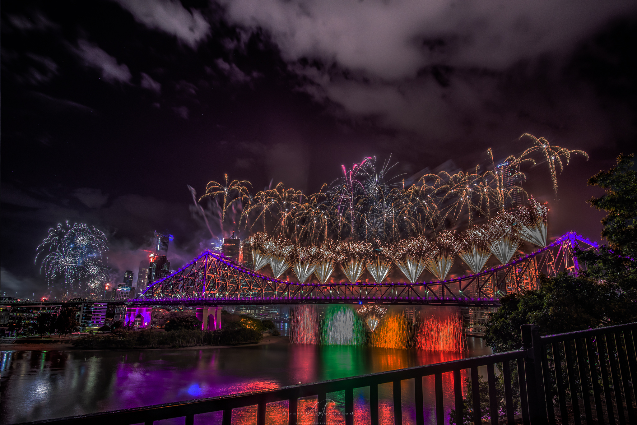 Brisbane-Riverfire-big-2018.jpg
