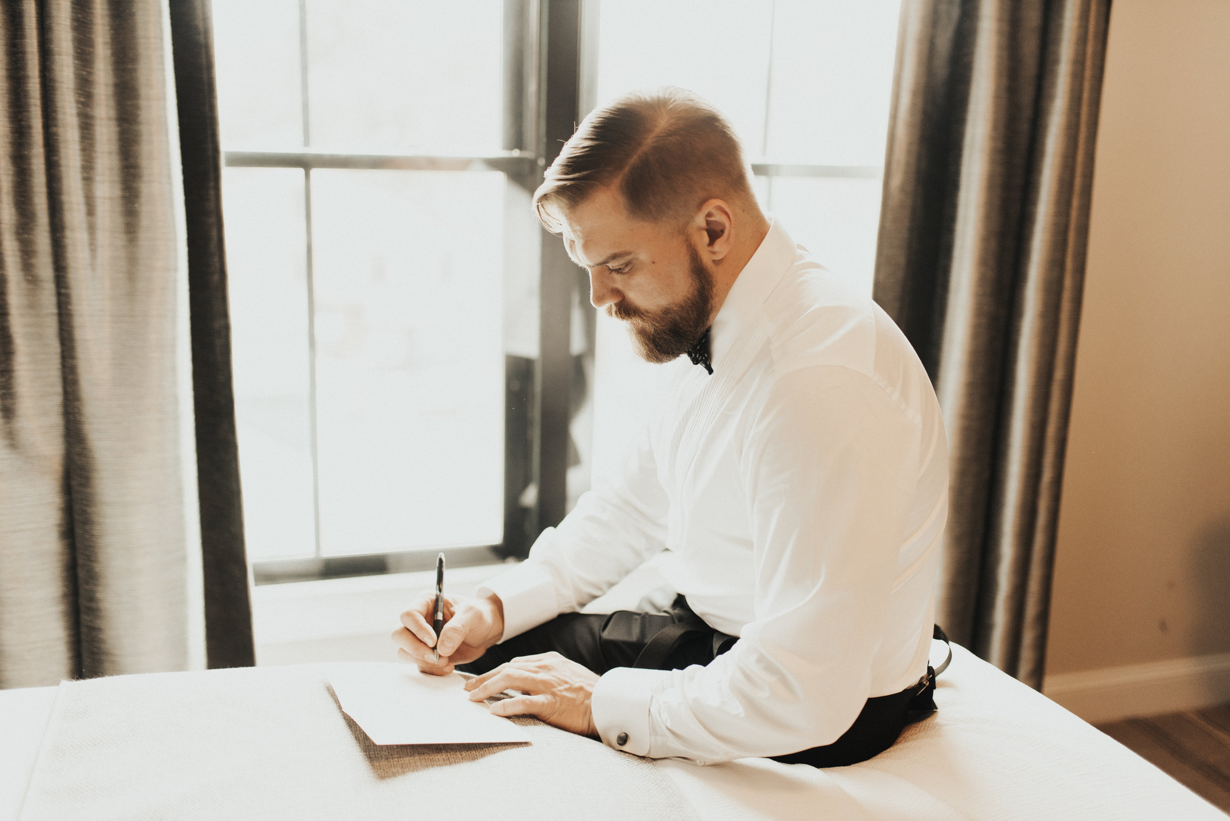 mike and lindsay reception_0001-2.jpg