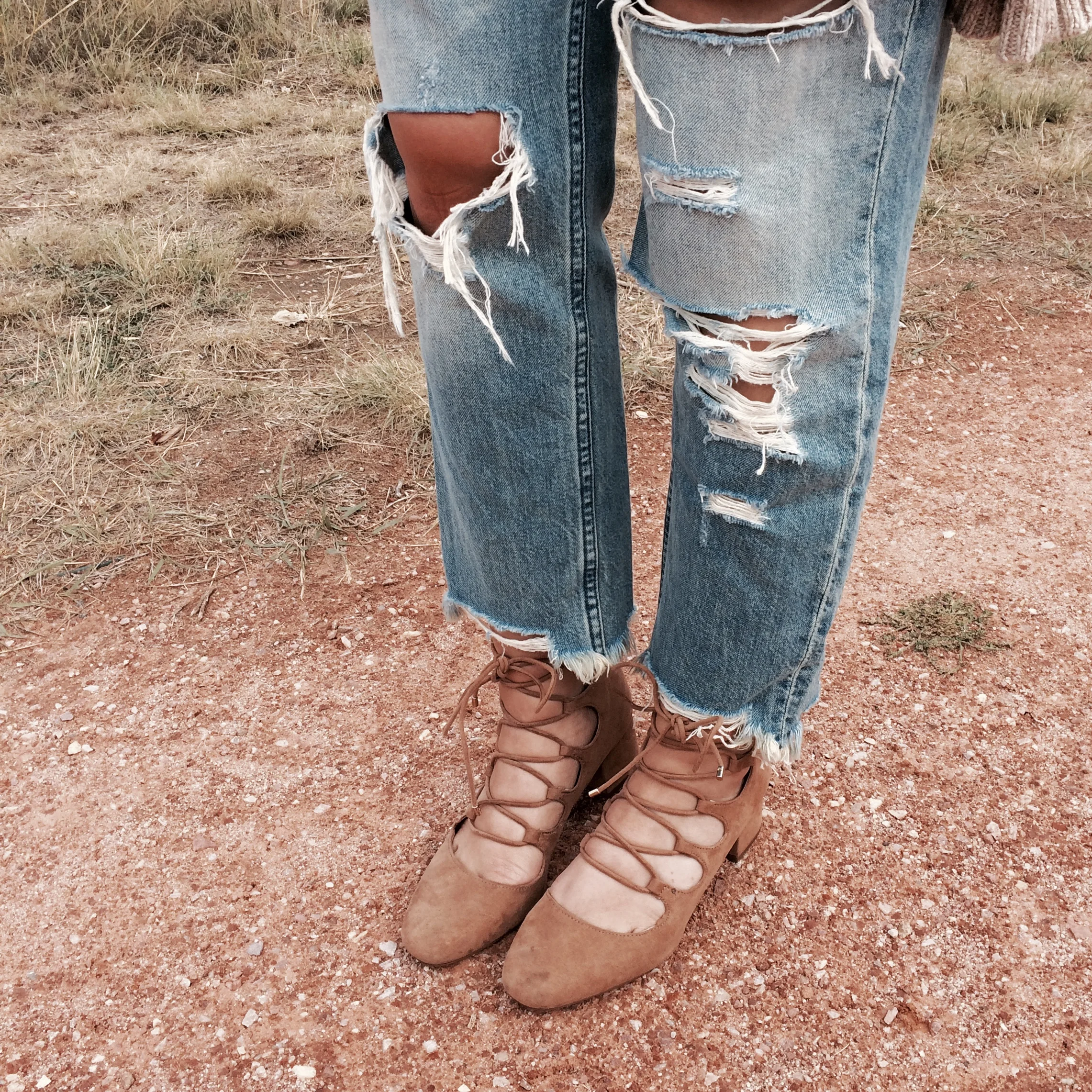 Here's a close up of the distressing. I love that these jeans are slightly cropped and how the ends are frayed.