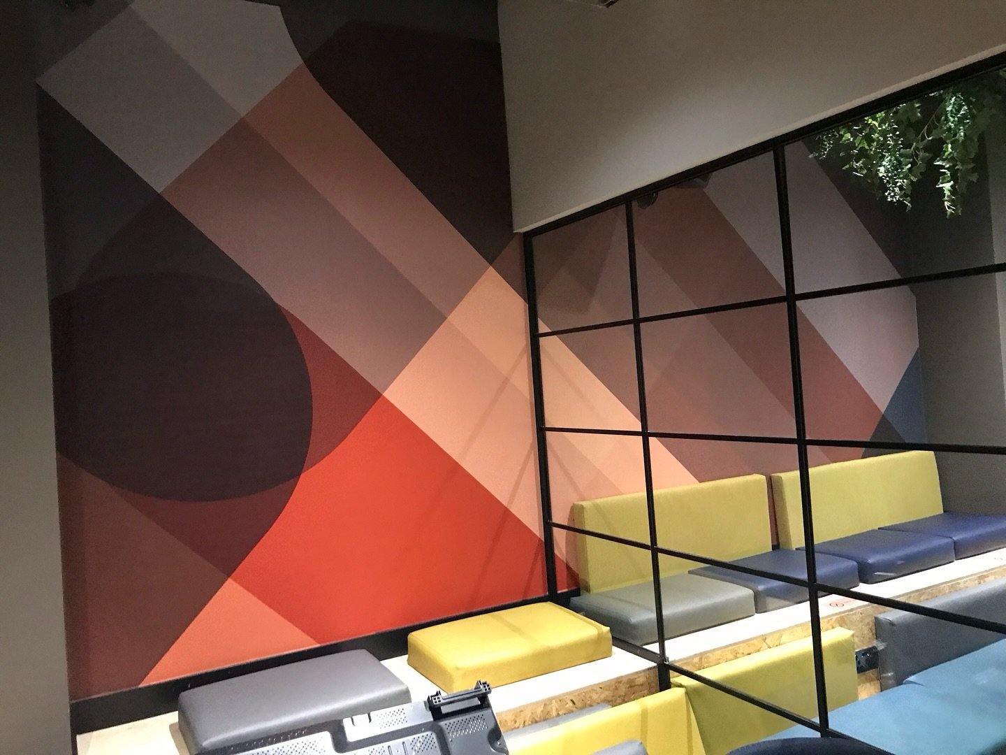 I&rsquo;ve found some forgotten images&hellip;&hellip;

Can the designs be resized? Absolutely!! Our designs are vector based so can be scaled to fit your project. Here our Wallace mural which blends vibrant hues with subtle monochrome soft geometric