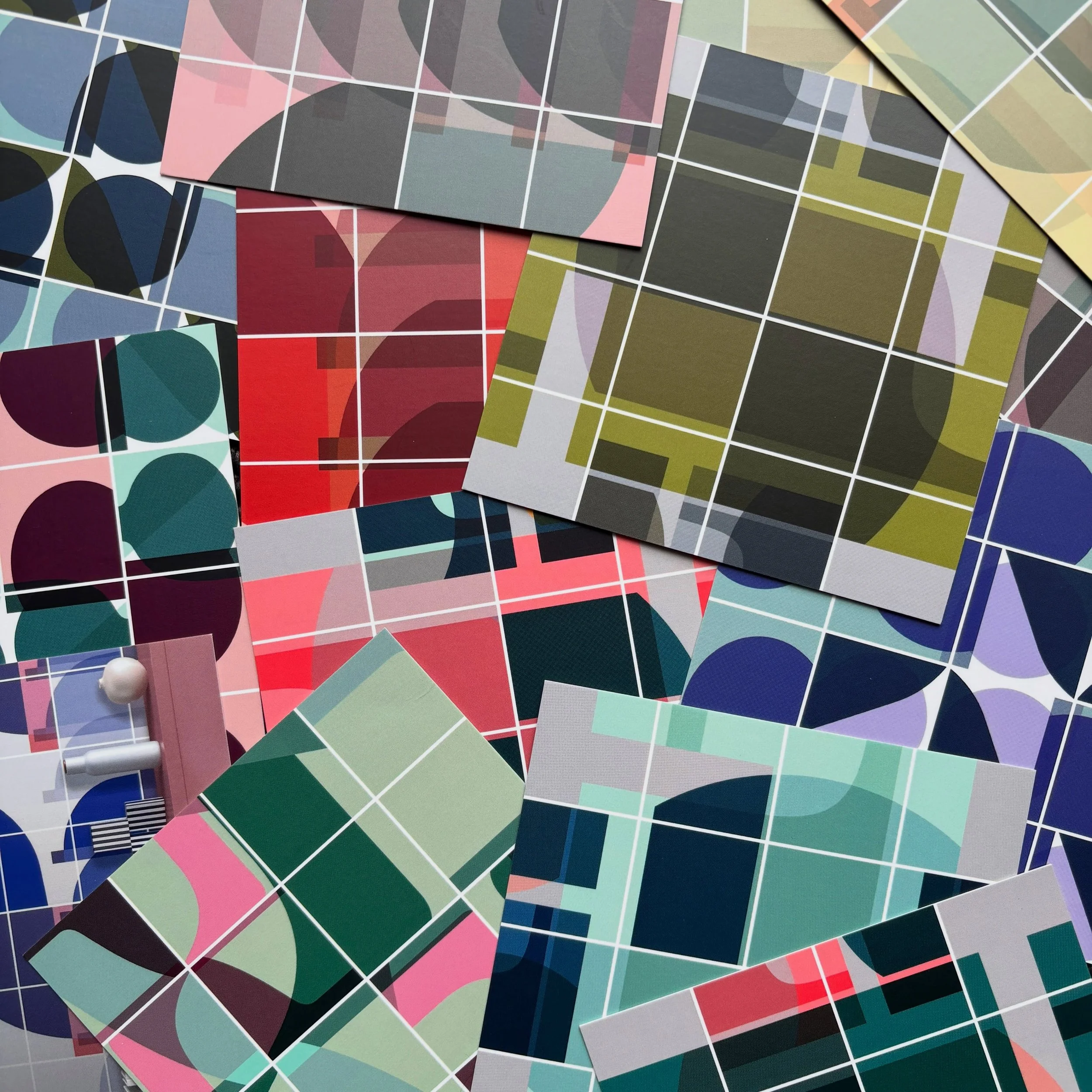 Friday colour pop! 

Our Calendar collection available from the amazing wallpaper powerhouse that is @robinsprongwallpapers 

Globally also from @layerplaysg @wandd.wallpaper 

___________________

#wallpaper 
#robinsprongwallpaper 
#leighbagley