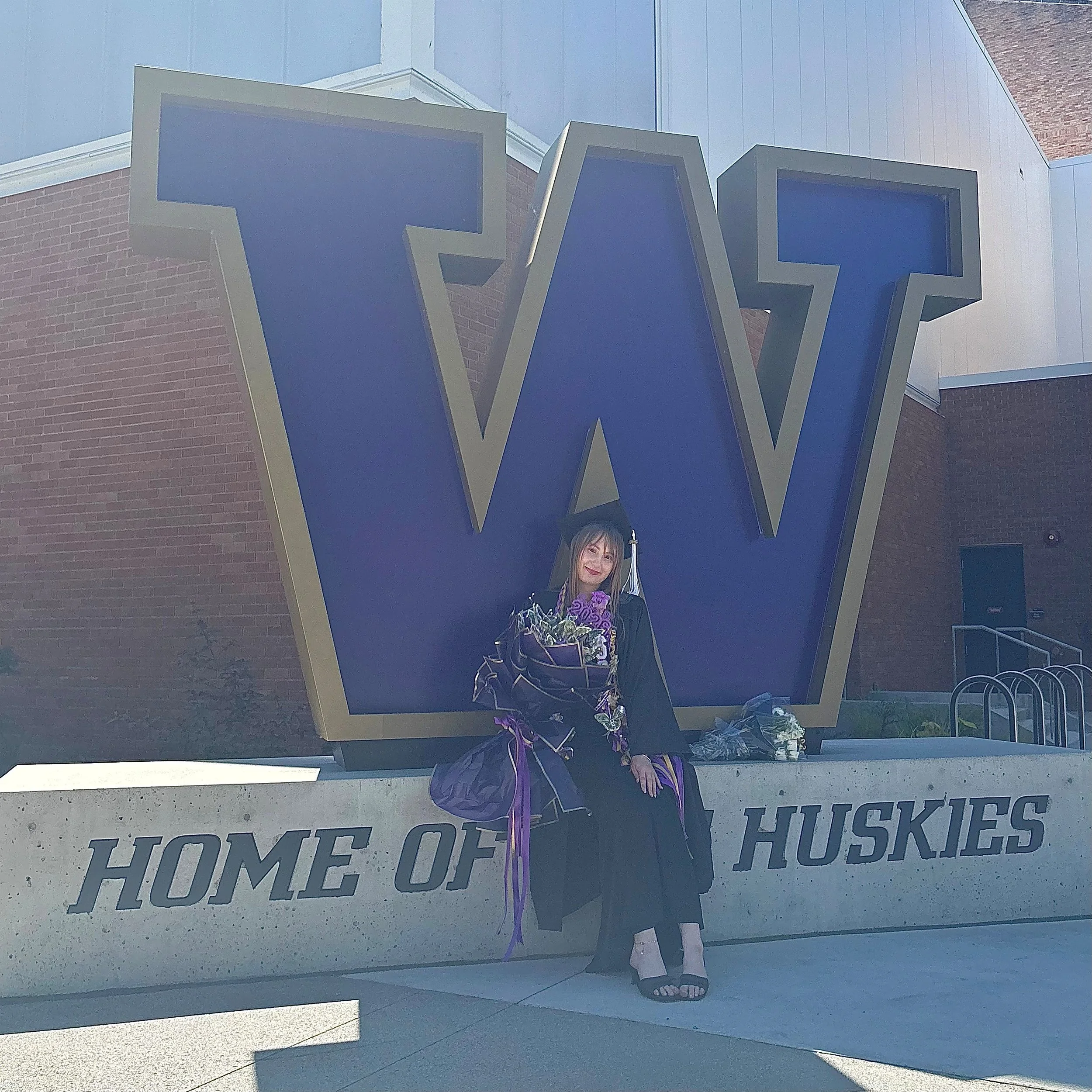  Congrats to Kora for graduating from UW with your BA in Biochemistry! 