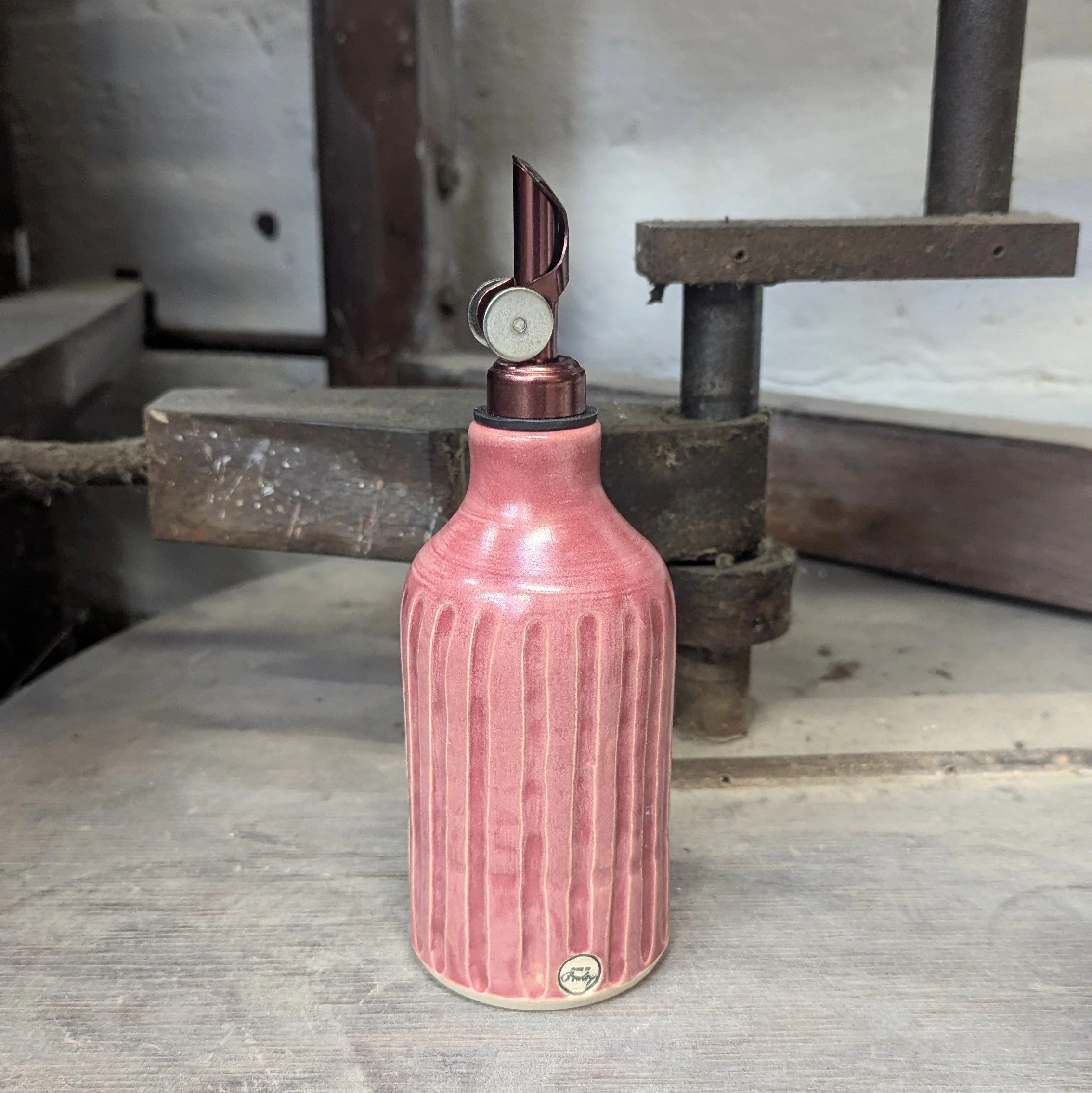 Pottery Oil Bottle Light Cranberry with texture