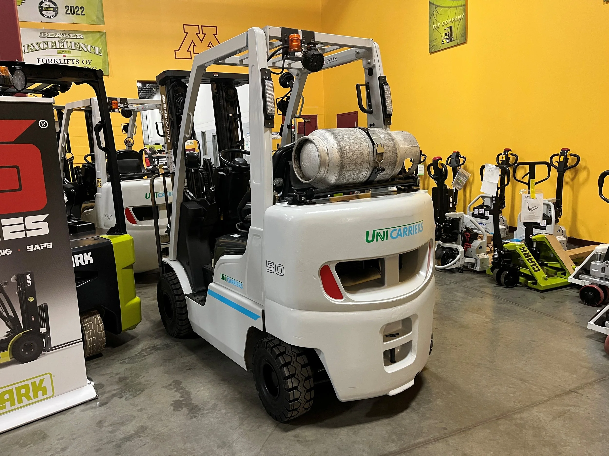 2023 UniCarriers AF50 - $27,500