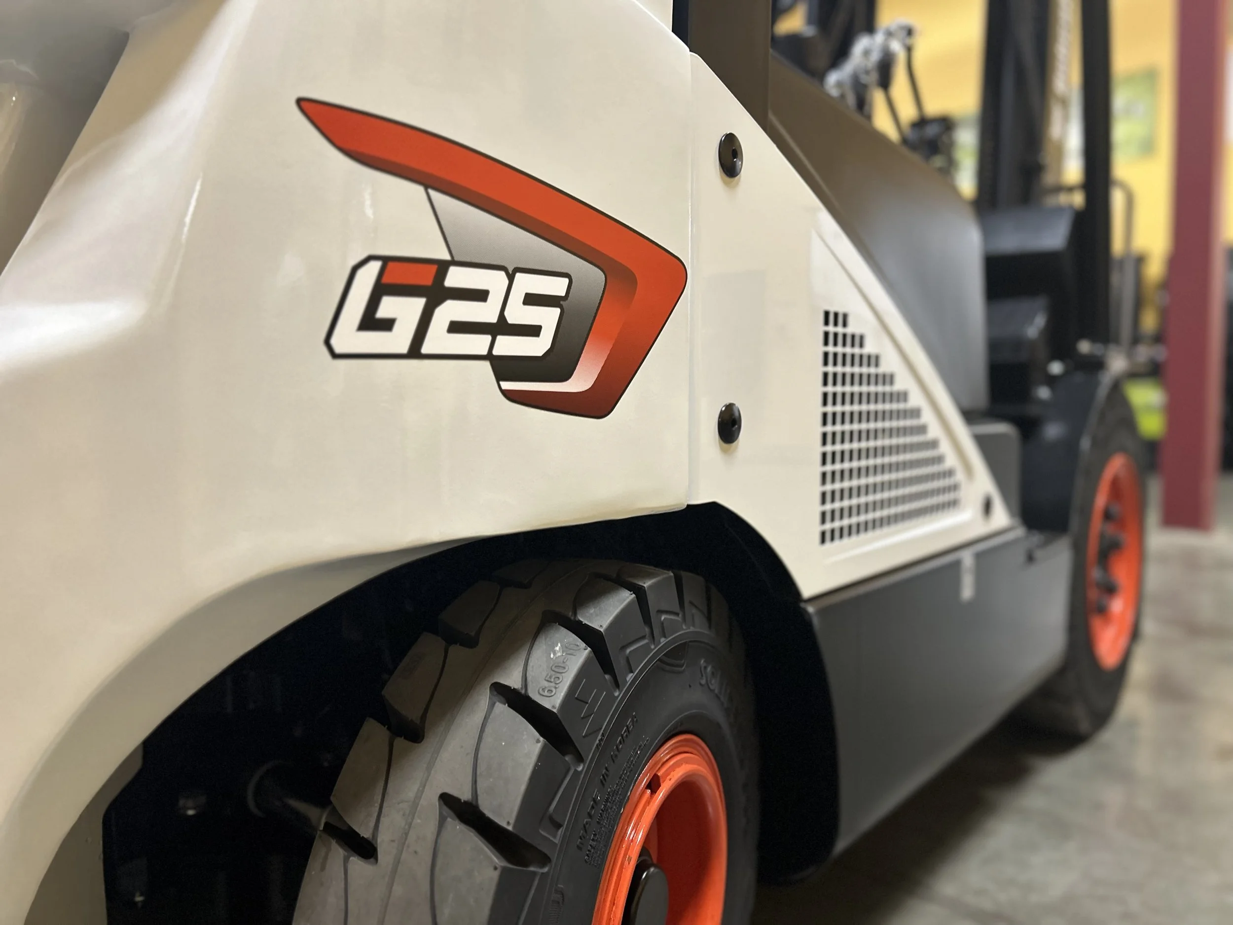 NEW Bobcat G25E-7LP (Pic #4).jpeg